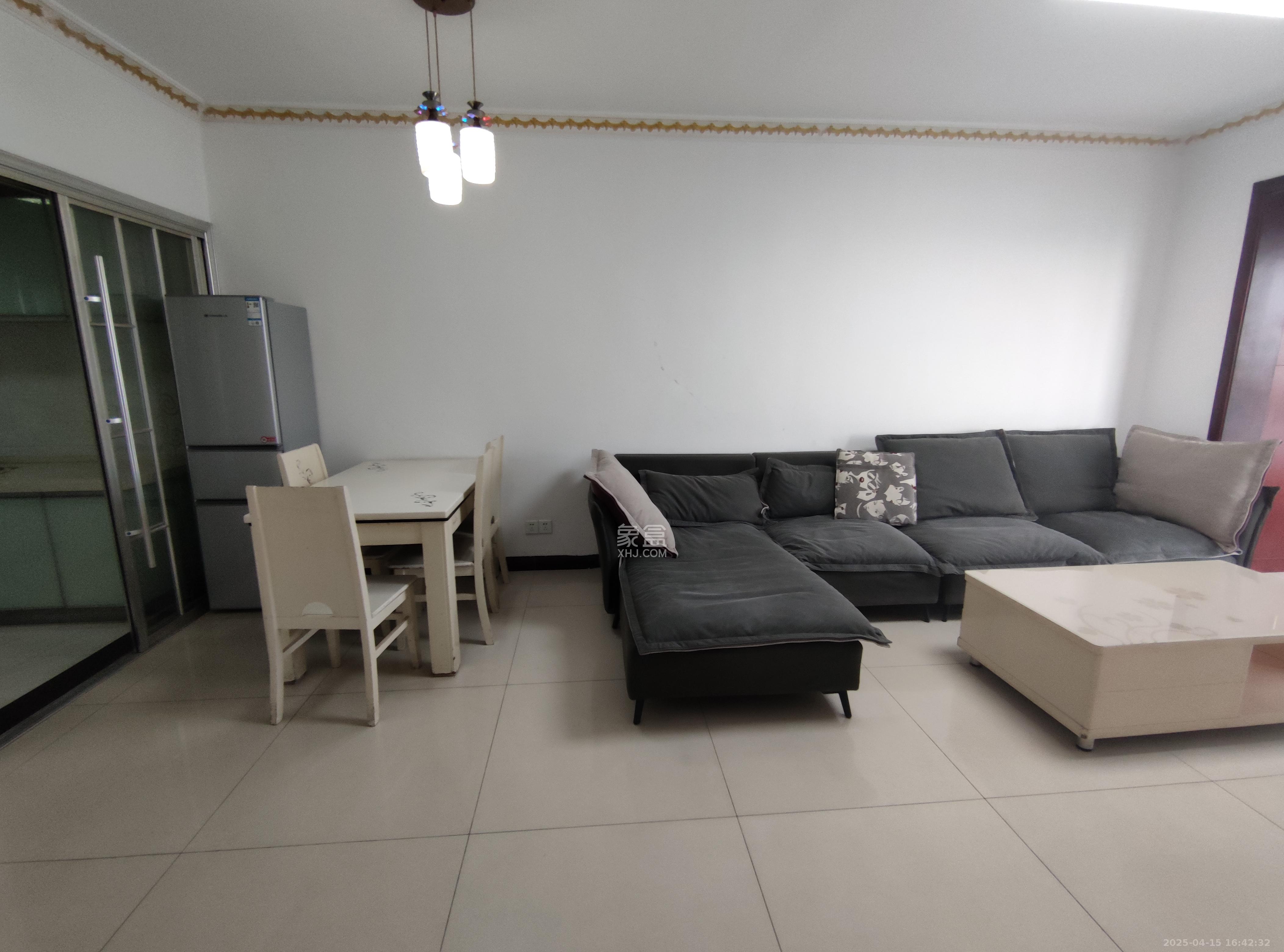 长房时代城 3室2厅1卫 2400.0元/月 长房时代城 3室2厅1卫 2400.0元/月室内图