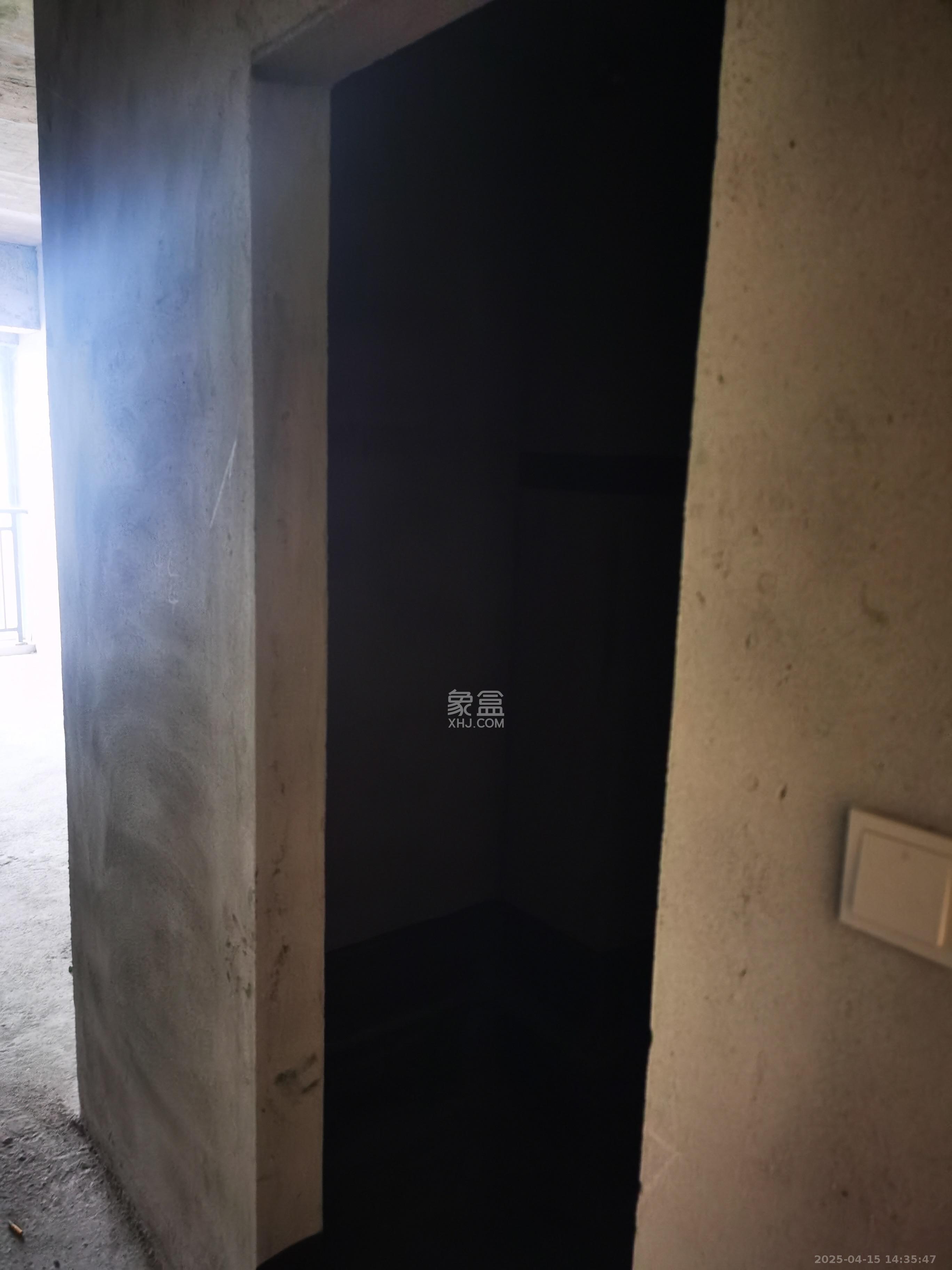 万润时光里  1室1厅1卫   1500.00元/月