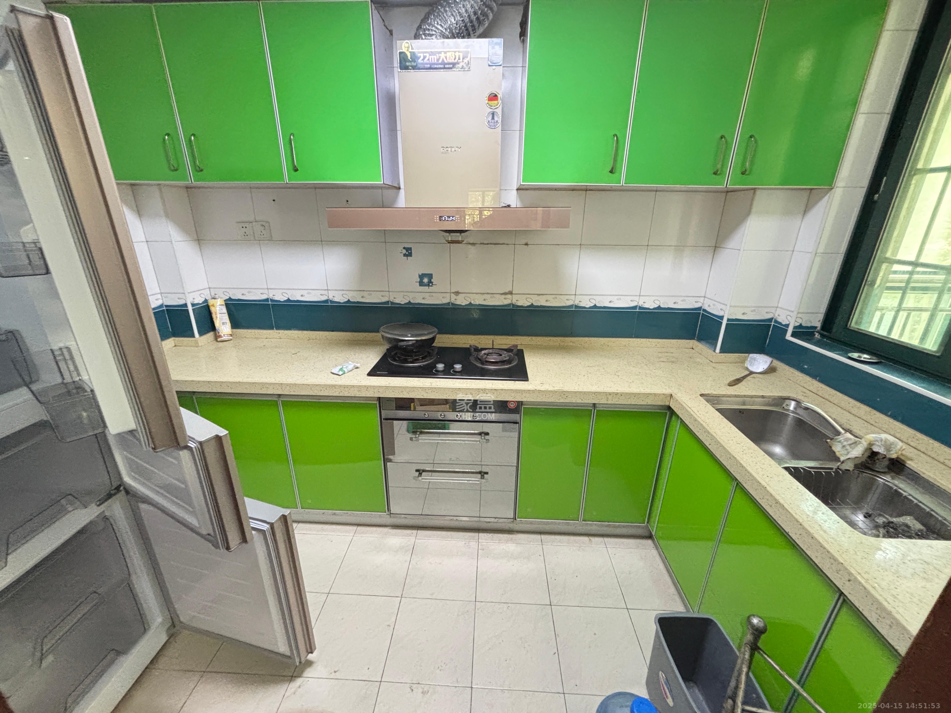 富景园 3室2厅2卫 1800.0元/月 富景园 3室2厅2卫 1800.0元/月室内图