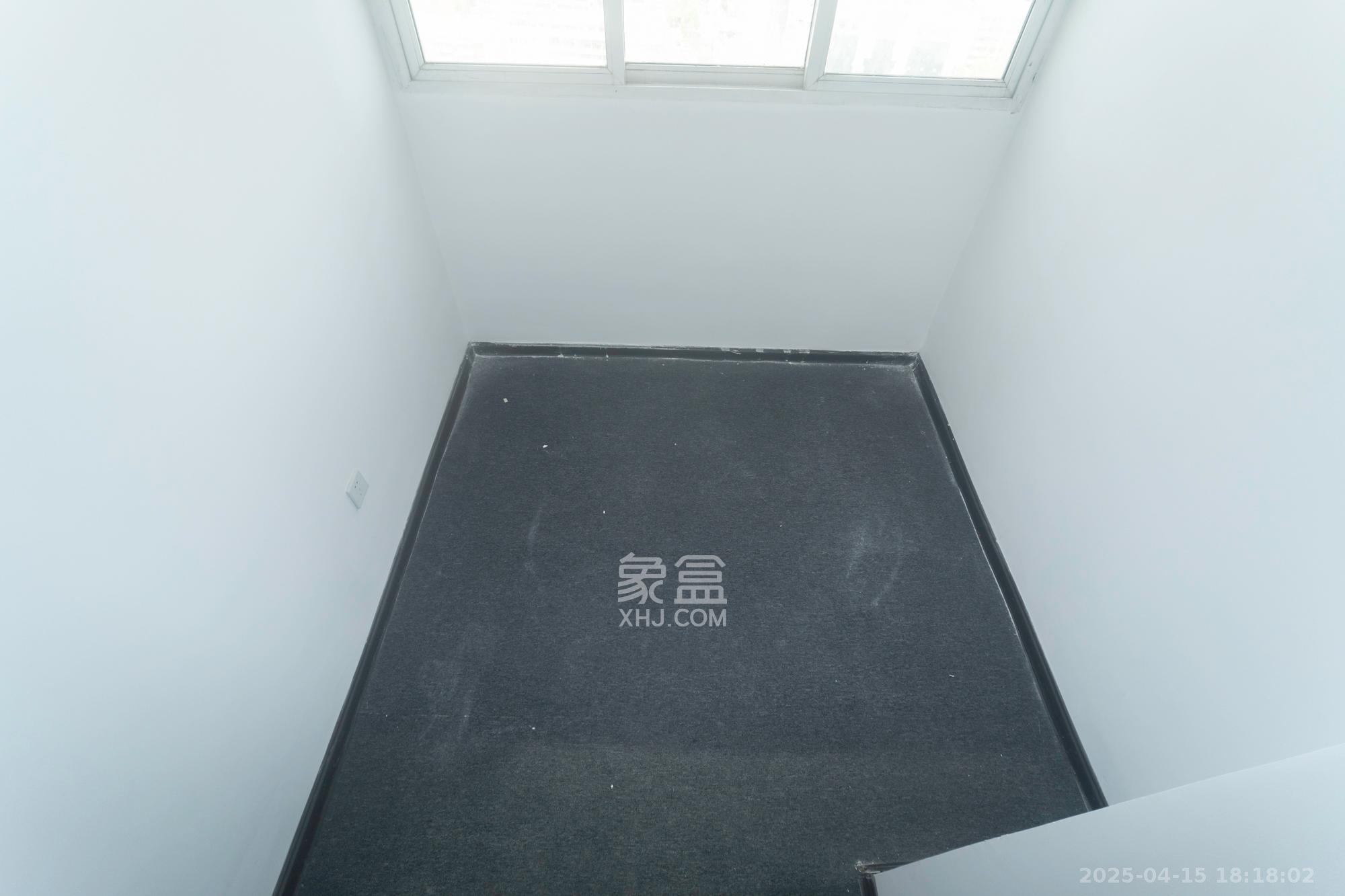 开源鑫阁  6室2厅3卫   4800.00元/月室内图