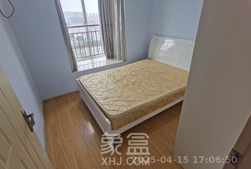 星城荣域  3室1厅1卫   2800.00元/月室内图