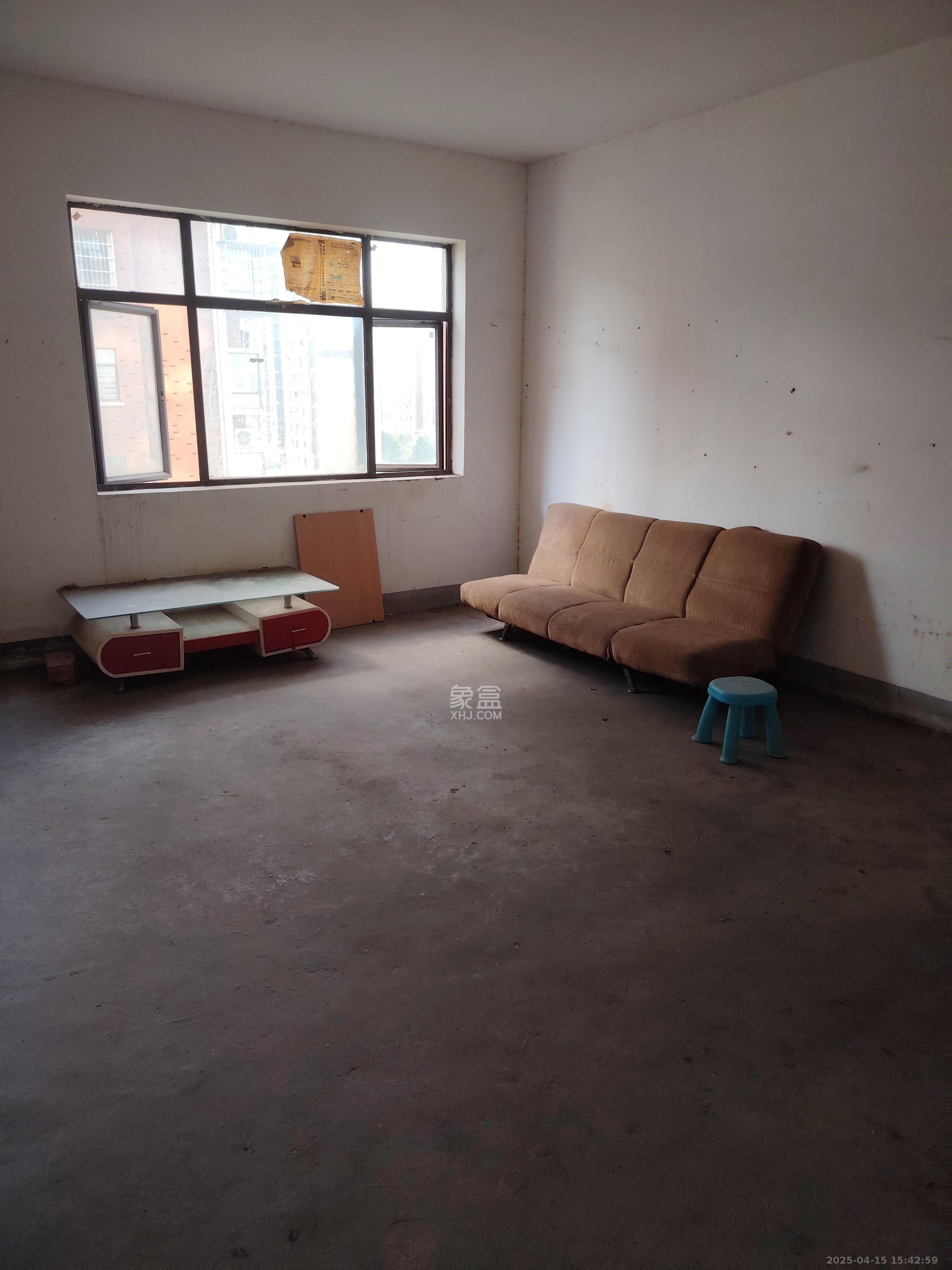 湘府名邸(同力家园) 3室2厅2卫 1800.0元/月 湘府名邸(同力家园) 3室2厅2卫 1800.0元/月室内图