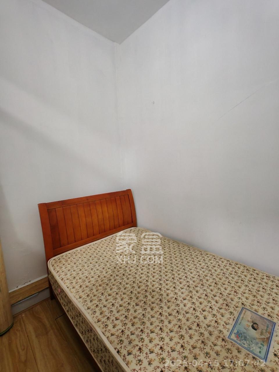 汽车西站商贸城（河西望城坡）  1室1厅1卫   1200.00元/月室内图