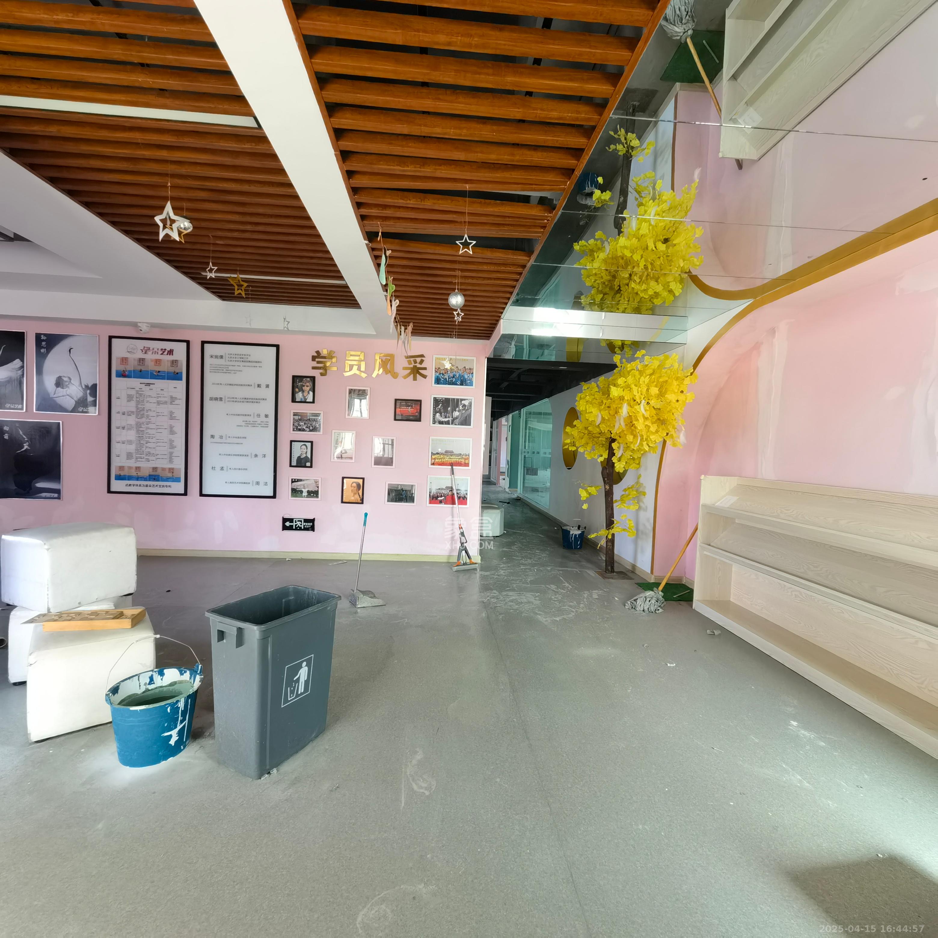 思进大厦 1室1厅1卫 2200.0元/月 思进大厦 1室1厅1卫 2200.0元/月室内图