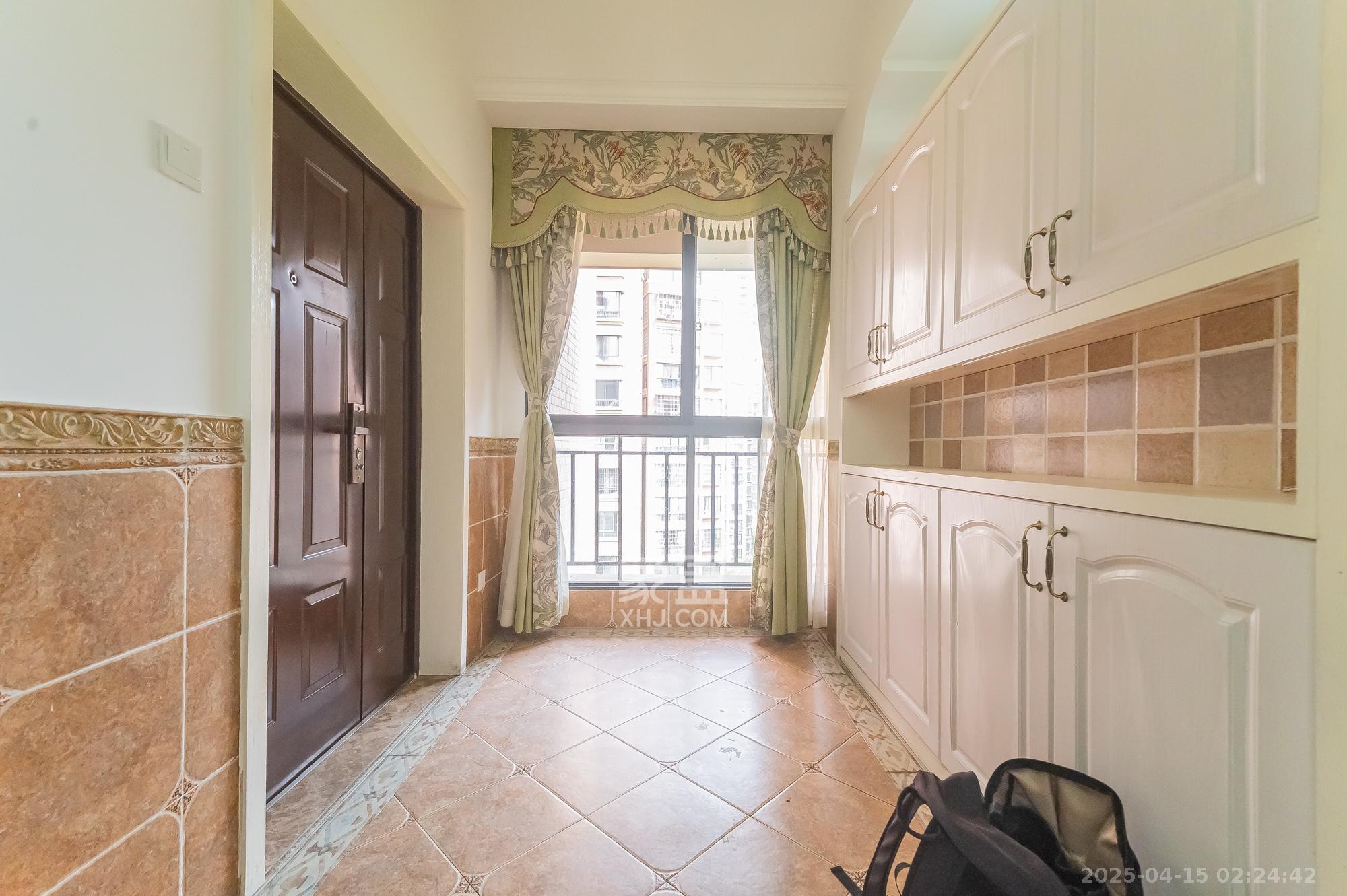 华润凤凰城一期 4室2厅1卫 199.8万 华润凤凰城一期 4室2厅1卫 199.8万其他