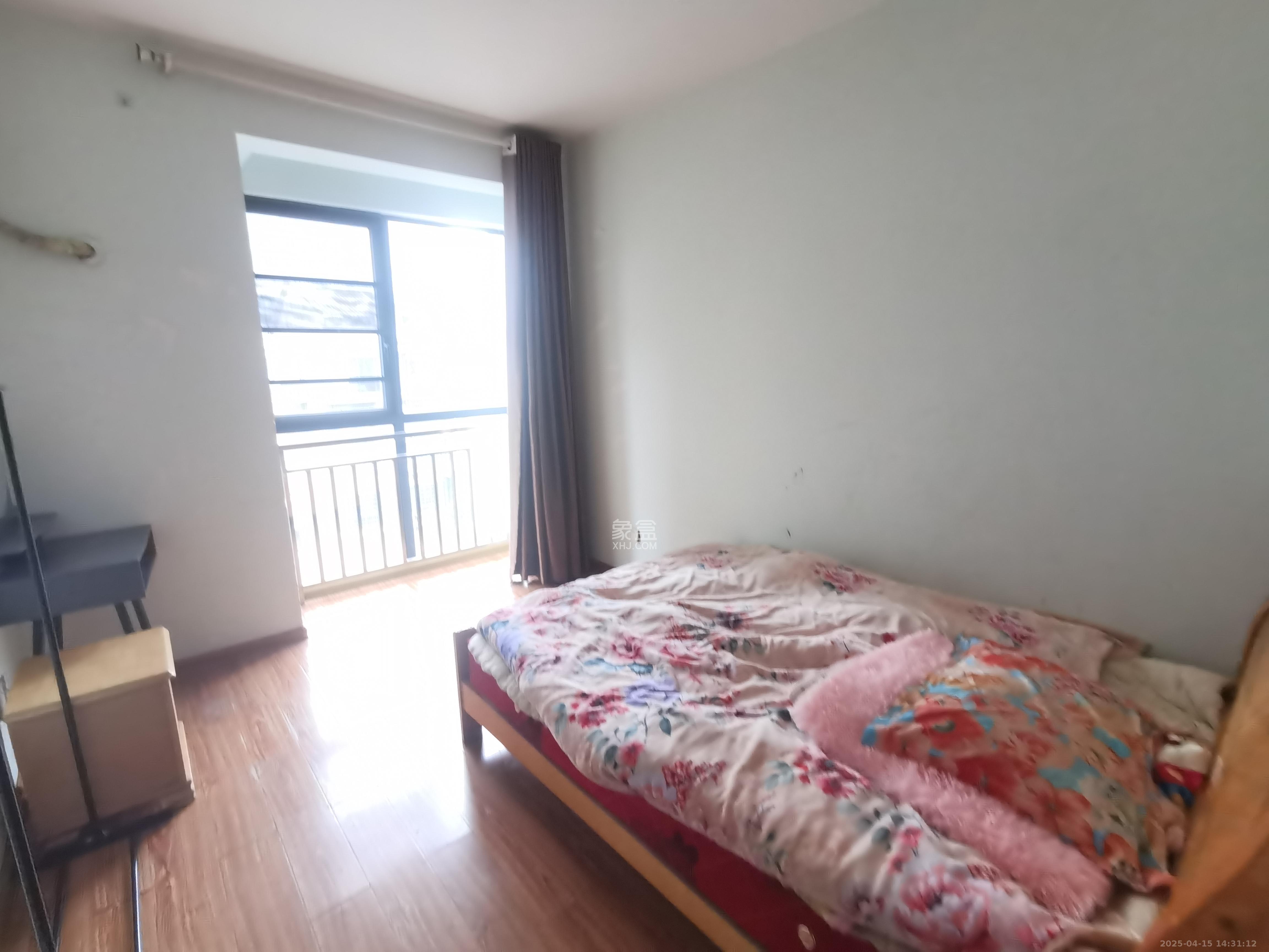 晶都公馆  3室2厅2卫   1600.00元/月室内图