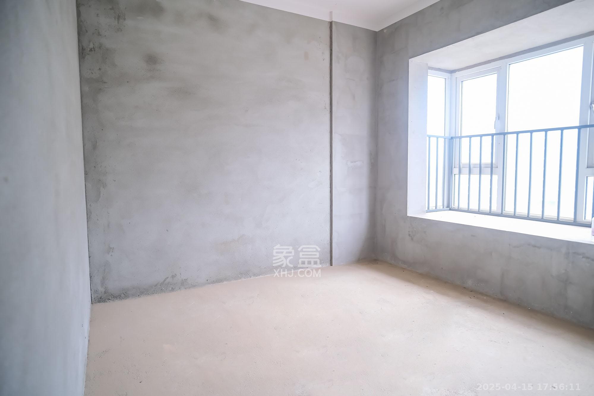 荣盛花语城 3室2厅2卫 89.0万 荣盛花语城 3室2厅2卫 89.0万卧室