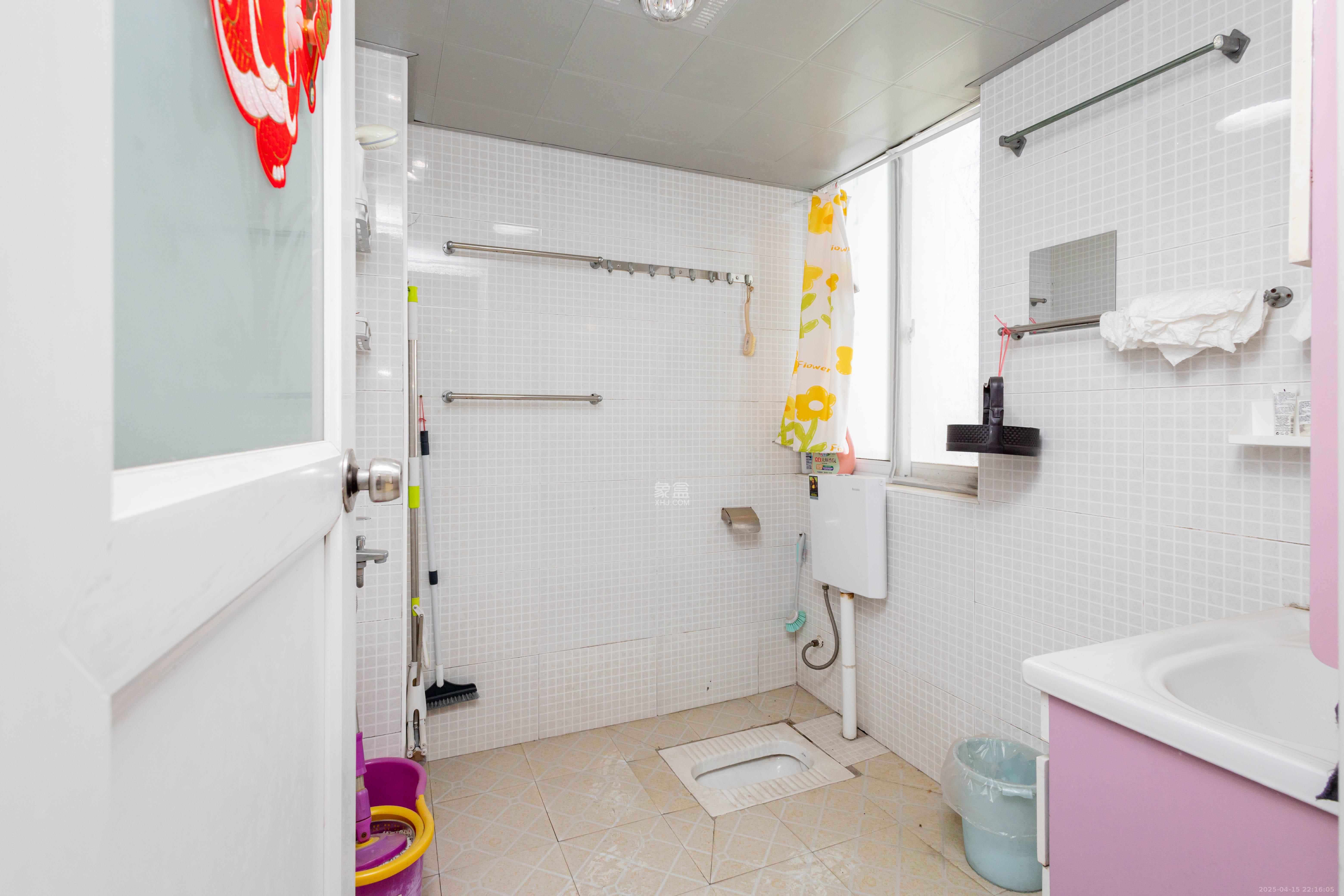 光明城市(星辰青年城) 3室2厅1卫 65.0万 光明城市(星辰青年城) 3室2厅1卫 65.0万卫生间