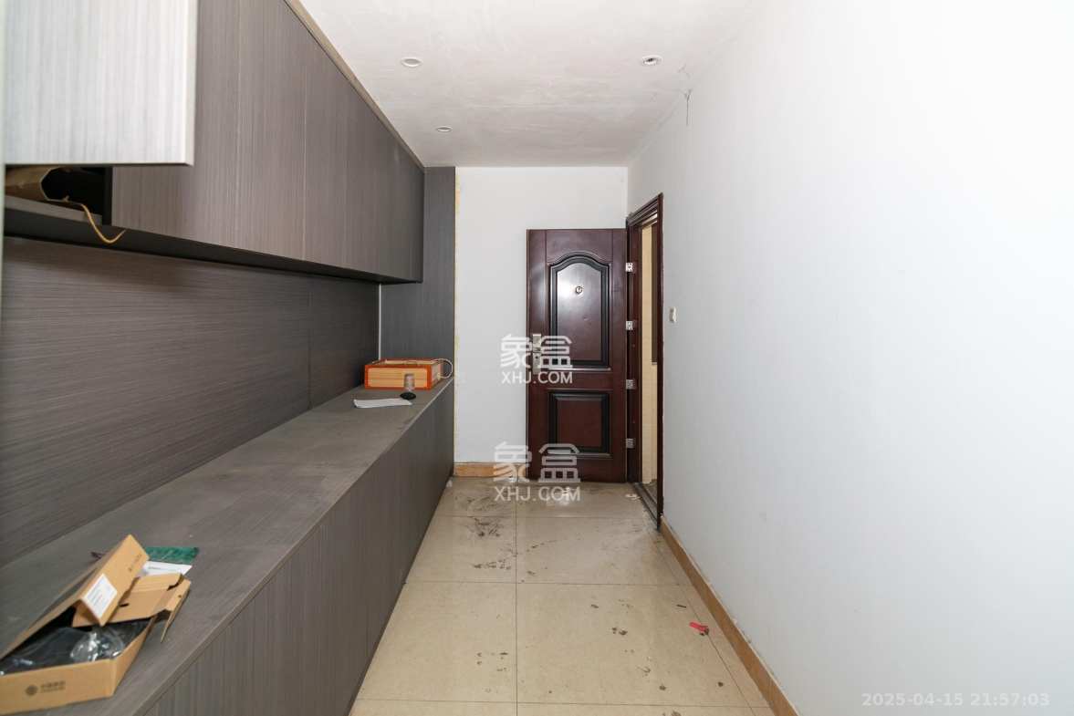 高星物流园  3室2厅3卫    65.0万 高星物流园  3室2厅3卫    65.0万其他