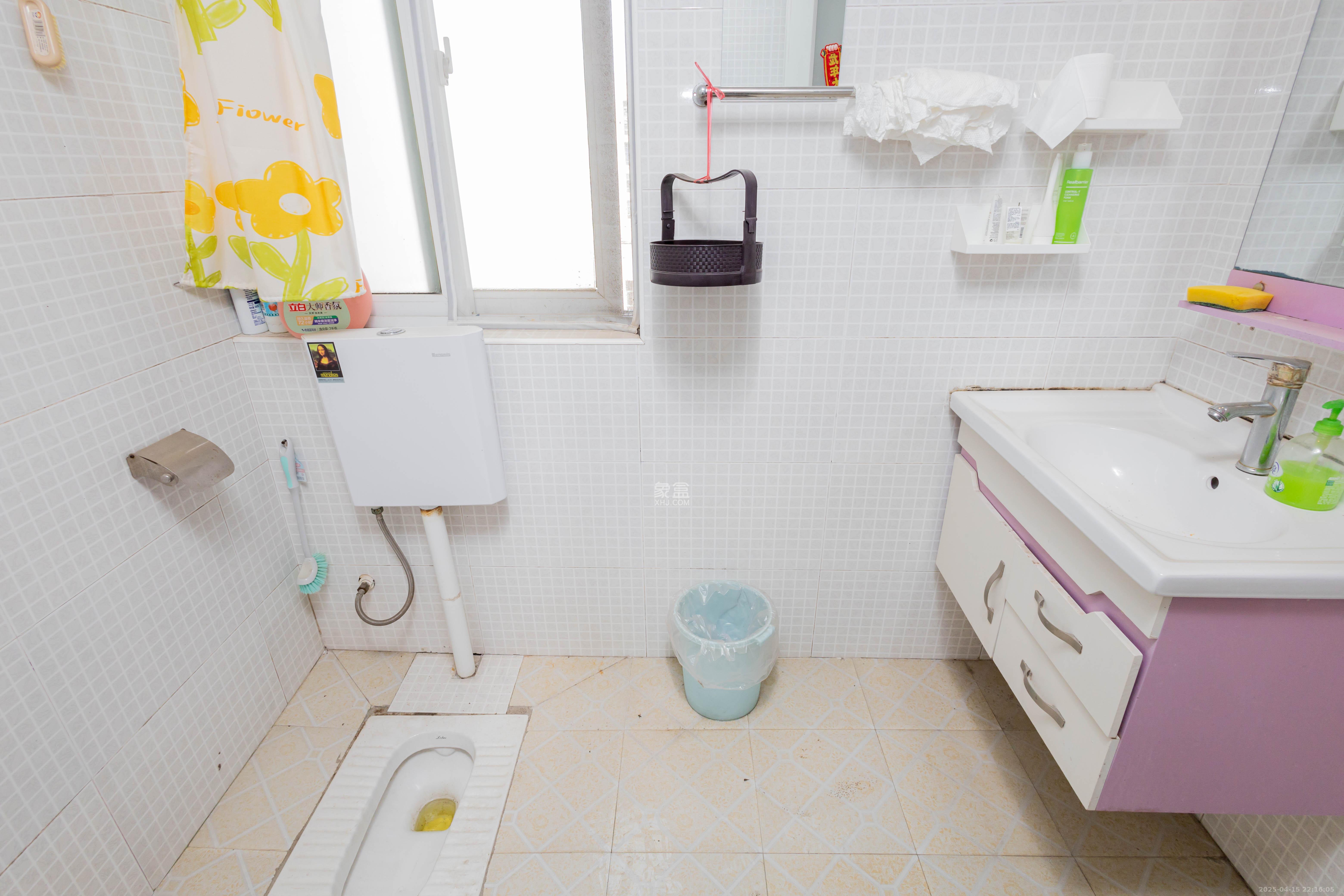 光明城市(星辰青年城) 3室2厅1卫 65.0万 光明城市(星辰青年城) 3室2厅1卫 65.0万卫生间