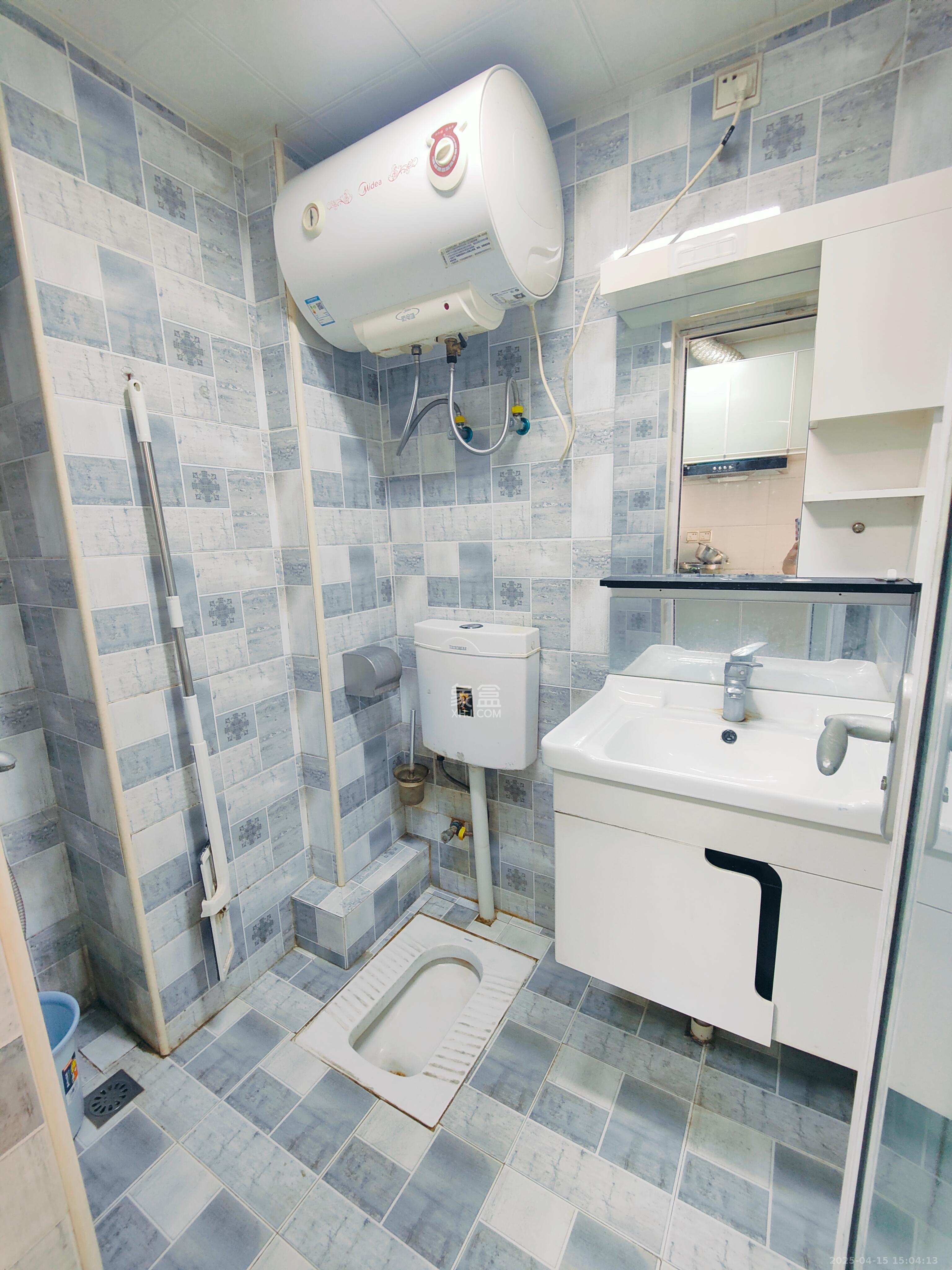 中建芙蓉嘉苑 1室1厅1卫 1200.0元/月 中建芙蓉嘉苑 1室1厅1卫 1200.0元/月室内图