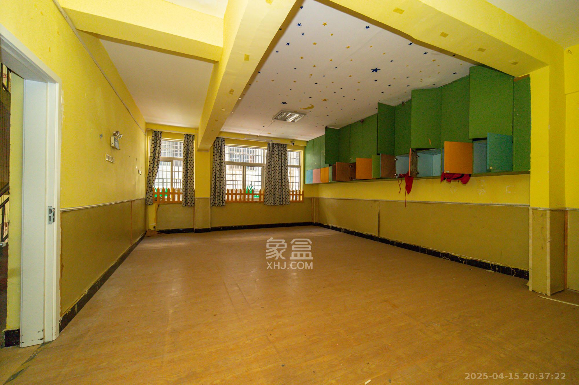 星沙一区 1室1厅1卫 388.0万 星沙一区 1室1厅1卫 388.0万卧室