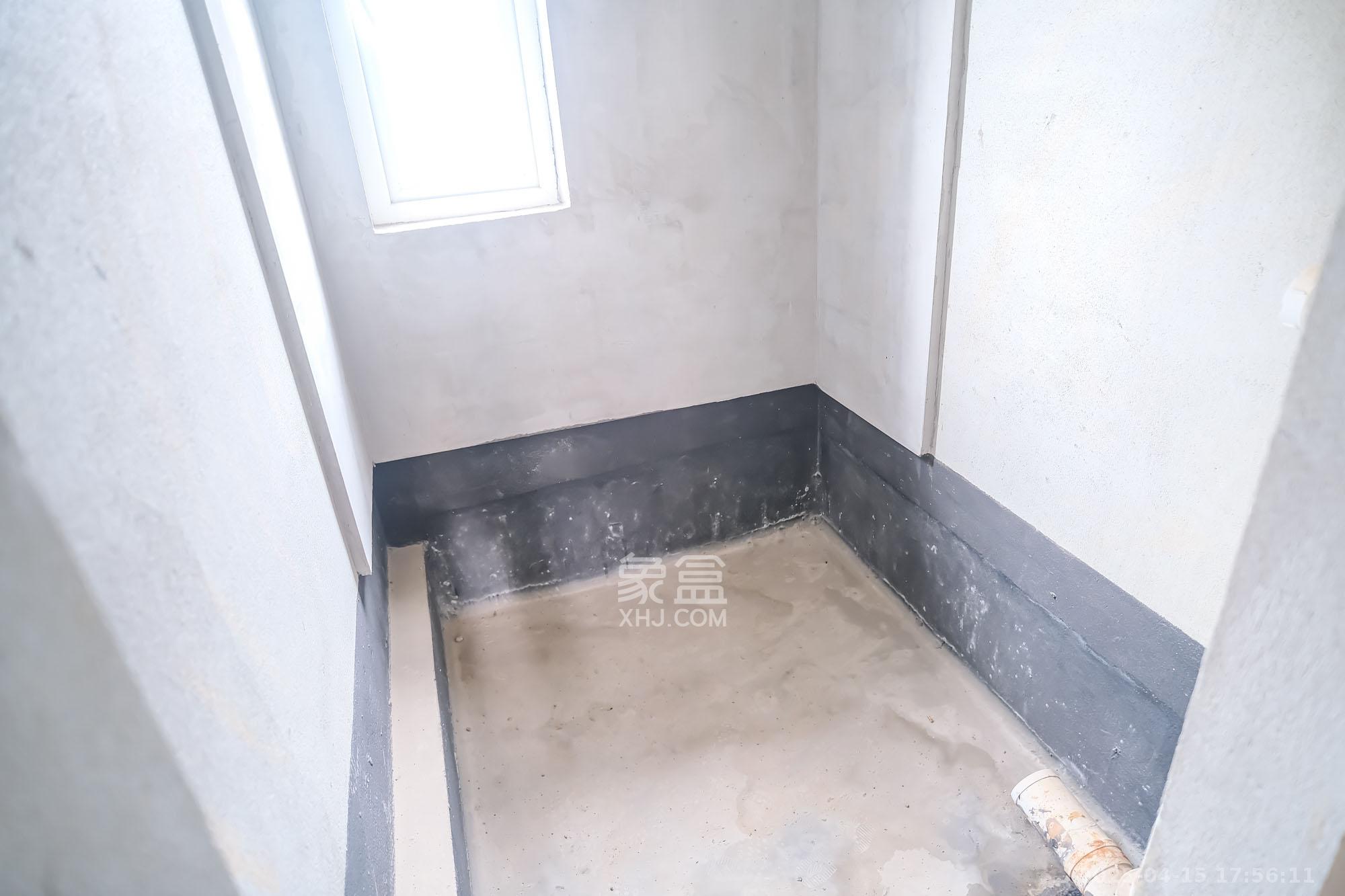 荣盛花语城 3室2厅2卫 89.0万 荣盛花语城 3室2厅2卫 89.0万卫生间