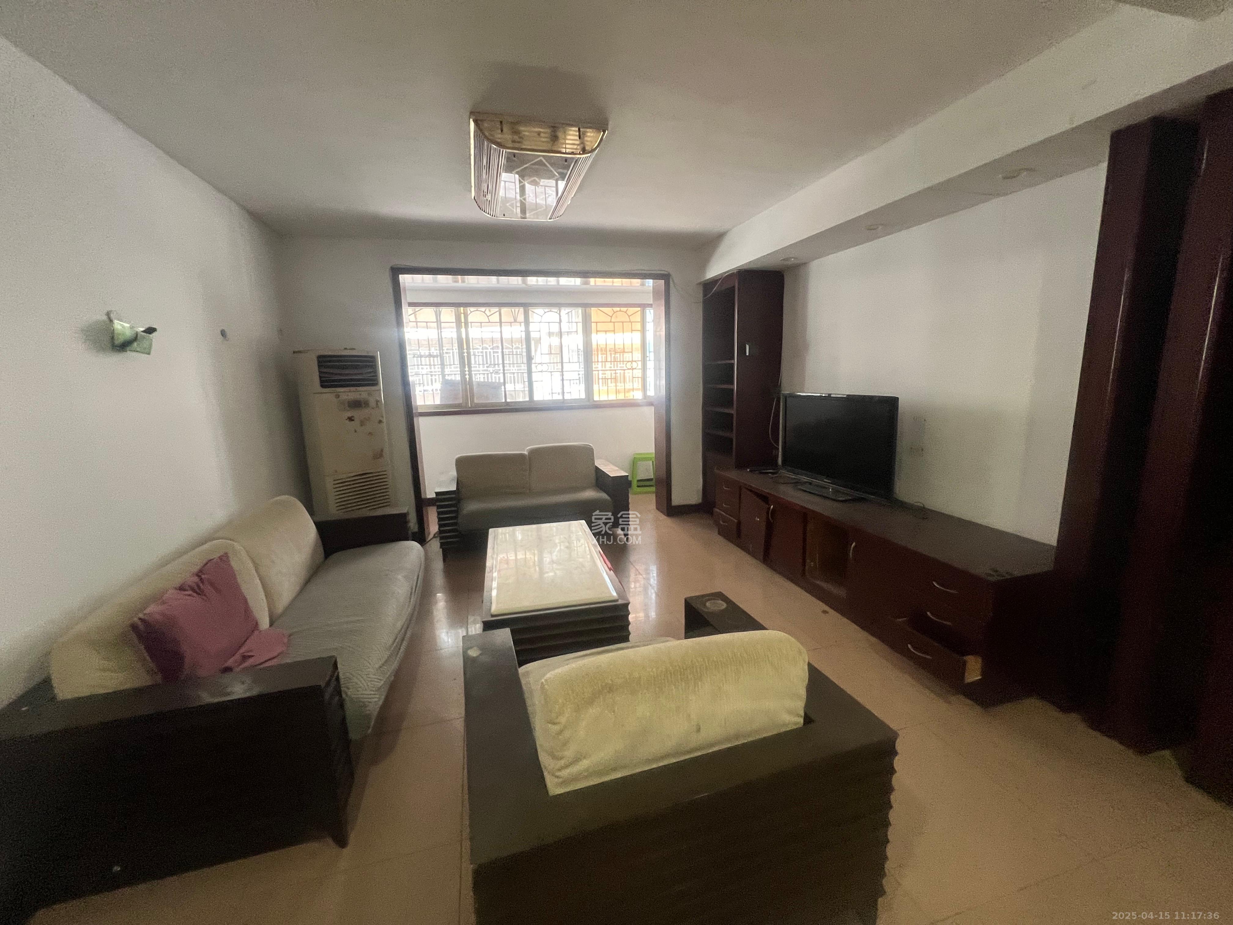 金泰小区 3室2厅1卫 2200.0元/月 金泰小区 3室2厅1卫 2200.0元/月室内图