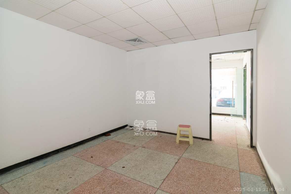 高星物流园  3室2厅3卫    65.0万 高星物流园  3室2厅3卫    65.0万其他