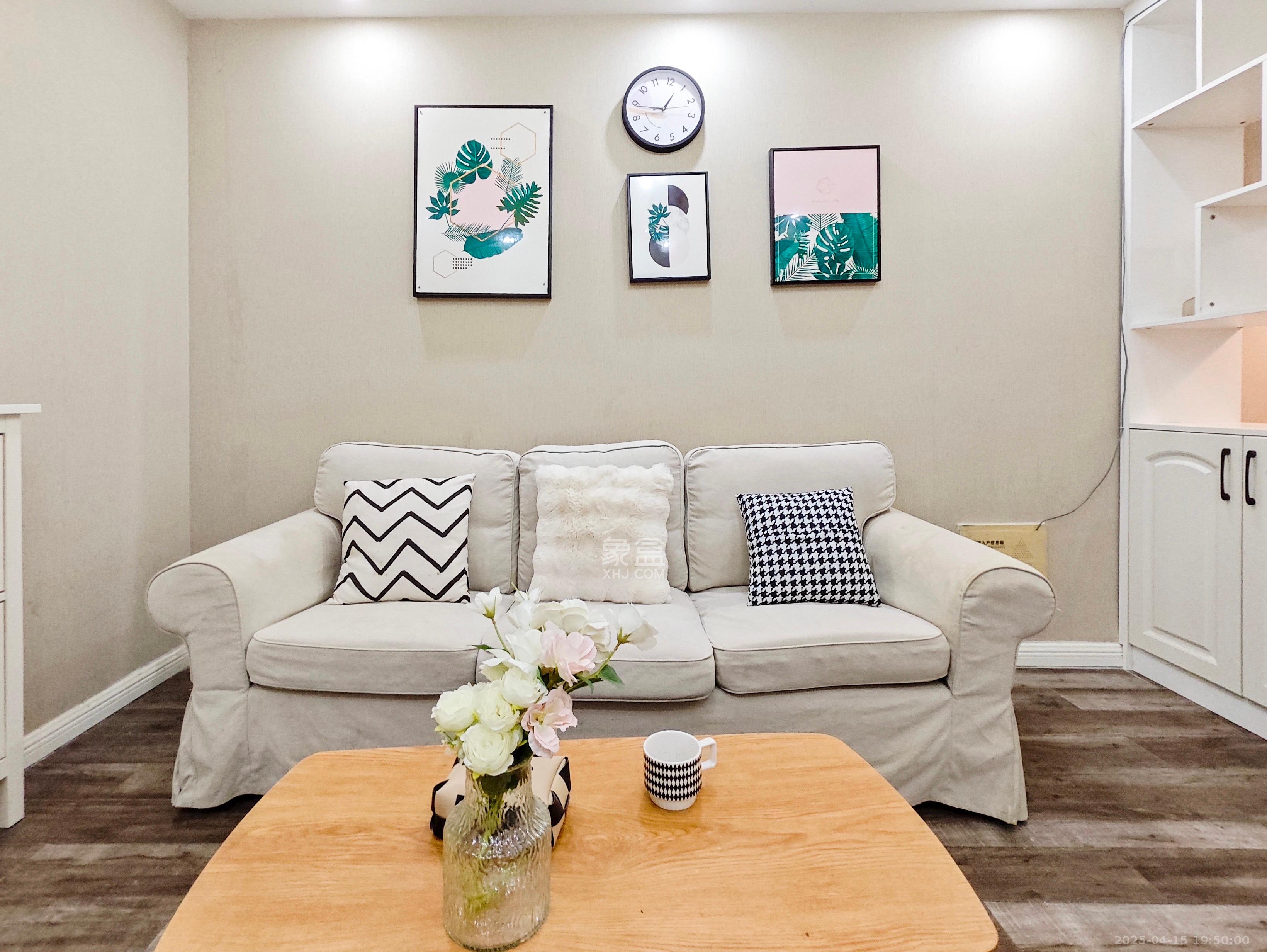 地质家园一、二期(地泰人民公馆) 1室1厅1卫 2500.0元/月 地质家园一、二期(地泰人民公馆) 1室1厅1卫 2500.0元/月室内图