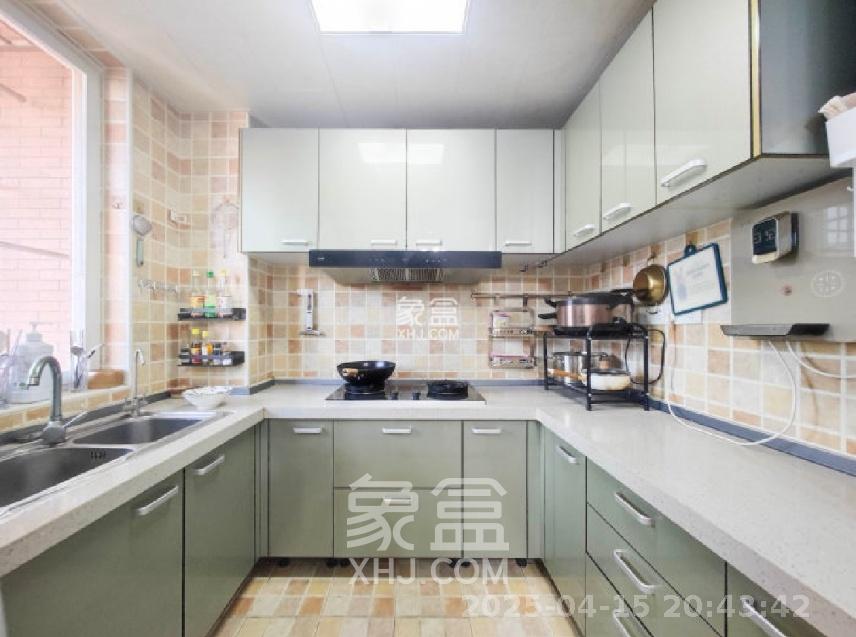 湘府十城（汇财御景湾新寓,汇财国际）  4室2厅2卫   2800.00元/月室内图