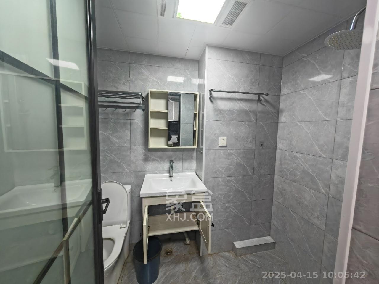 中海珑悦府  1室0厅0卫    1400.0元/月 中海珑悦府  1室0厅0卫    1400.0元/月室内图