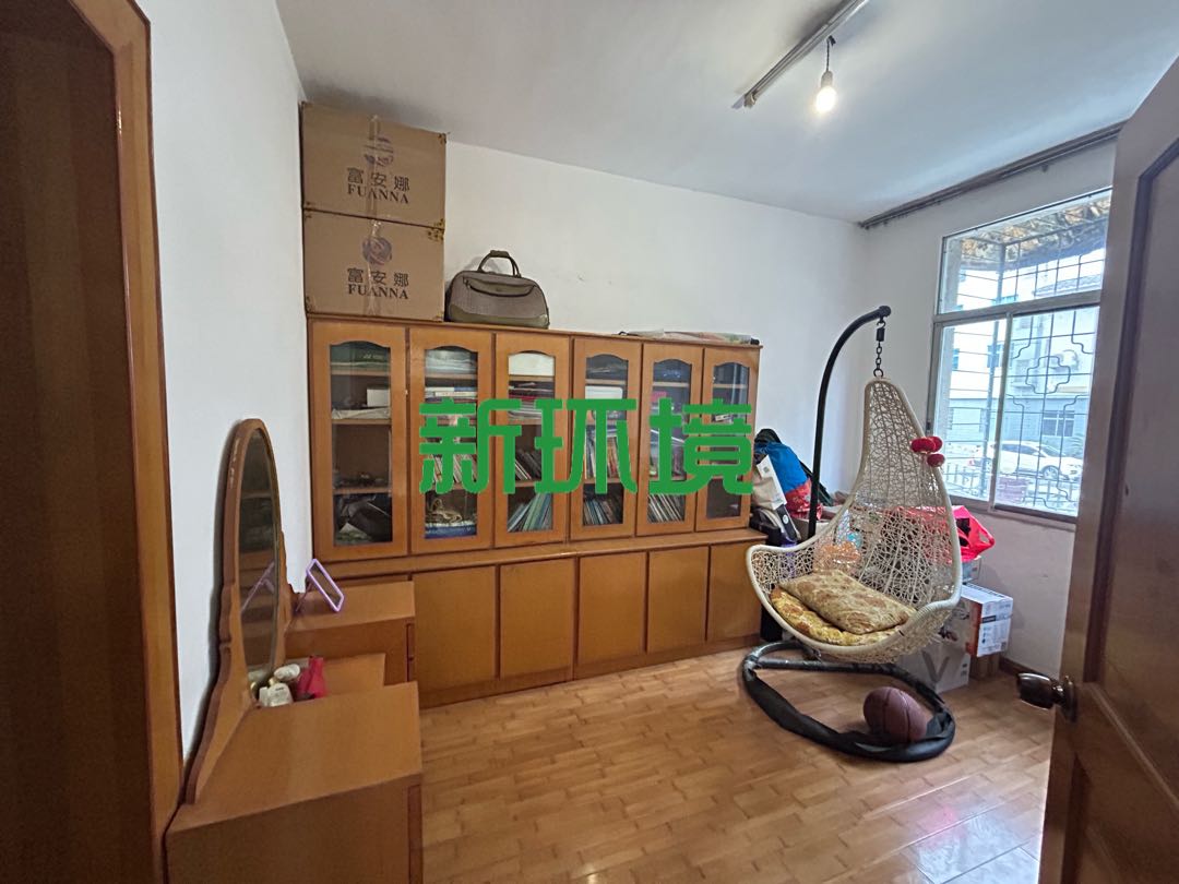 交通局宿舍  3室2厅2卫    1000.0元/月 交通局宿舍  3室2厅2卫    1000.0元/月室内图