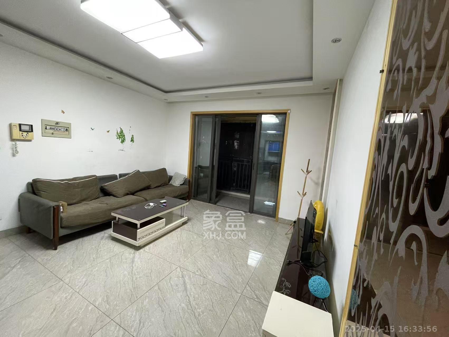 钱隆樽品(一、二、三期) 3室2厅1卫 2400.0元/月 钱隆樽品(一、二、三期) 3室2厅1卫 2400.0元/月室内图