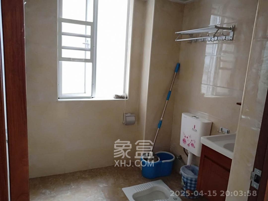恒广国际景园  3室2厅1卫   1680.00元/月室内图