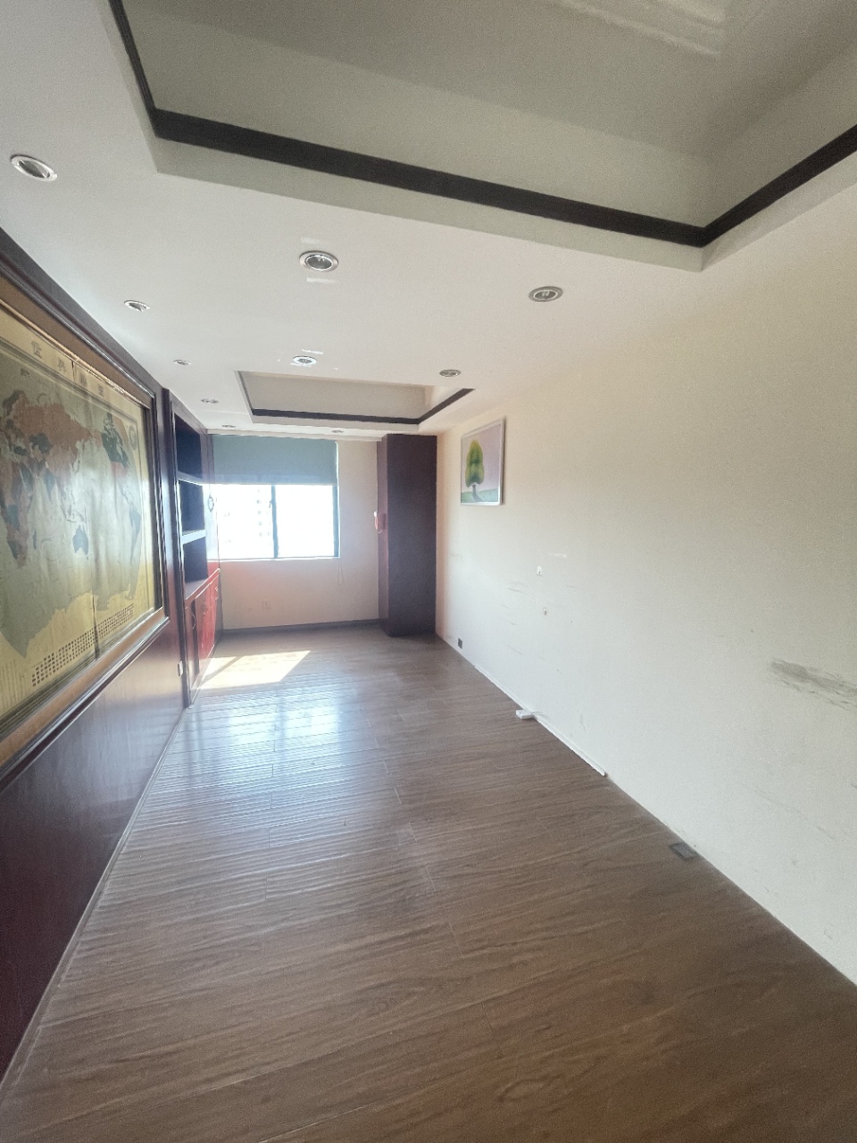 新达商务大厦  5室2厅1卫   21000.00元/月室内图