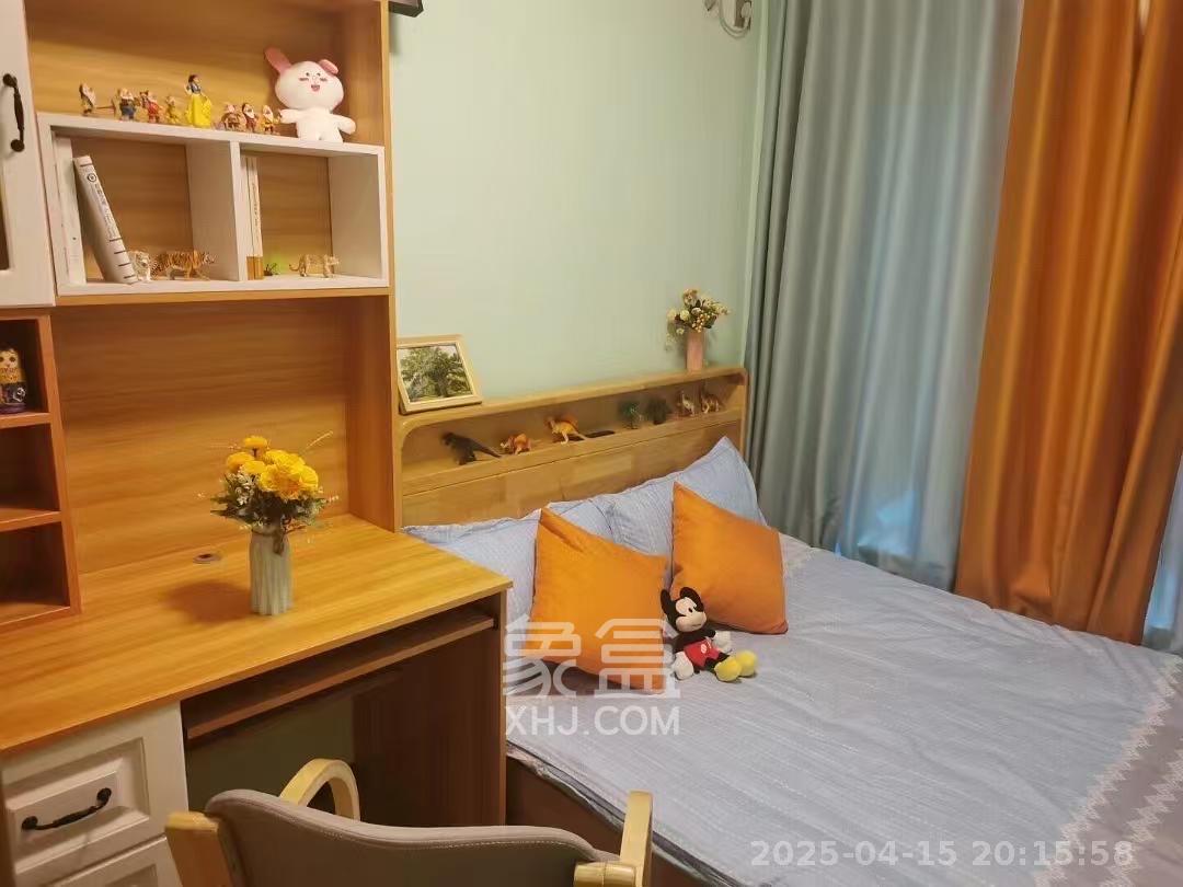 时代倾城四期  3室2厅1卫   2400.00元/月室内图