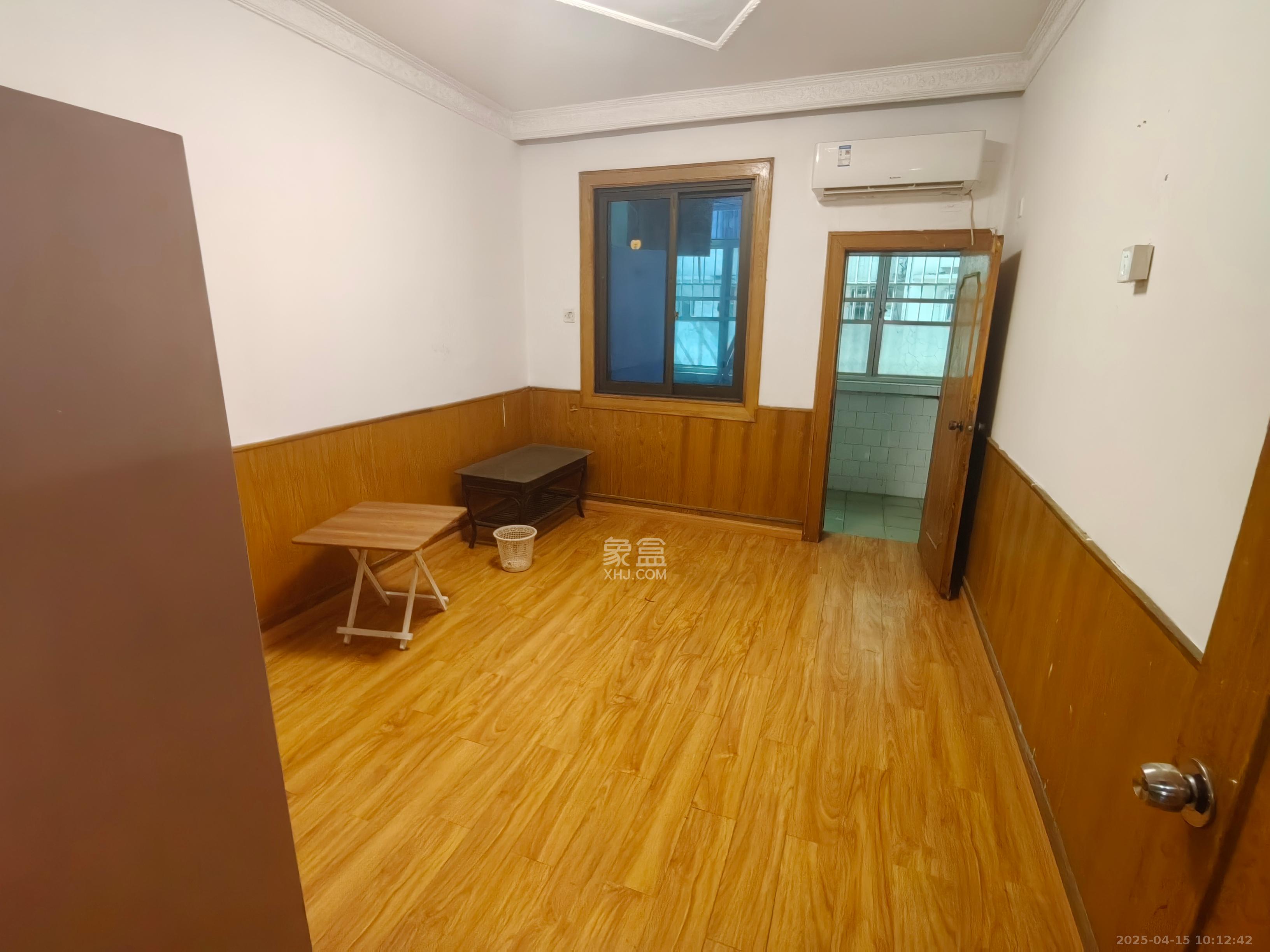 老建行宿舍(黄泥坑附218号) 2室1厅1卫 1800.0元/月 老建行宿舍(黄泥坑附218号) 2室1厅1卫 1800.0元/月室内图