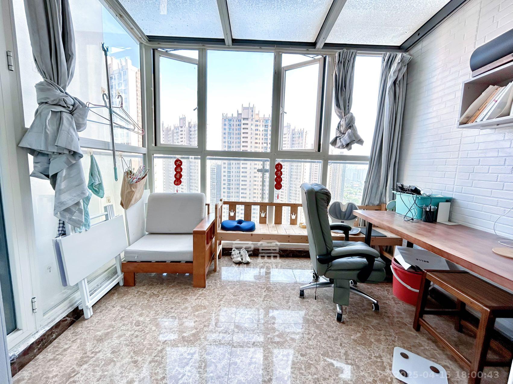北辰三角洲E3区  1室1厅1卫   2600.00元/月