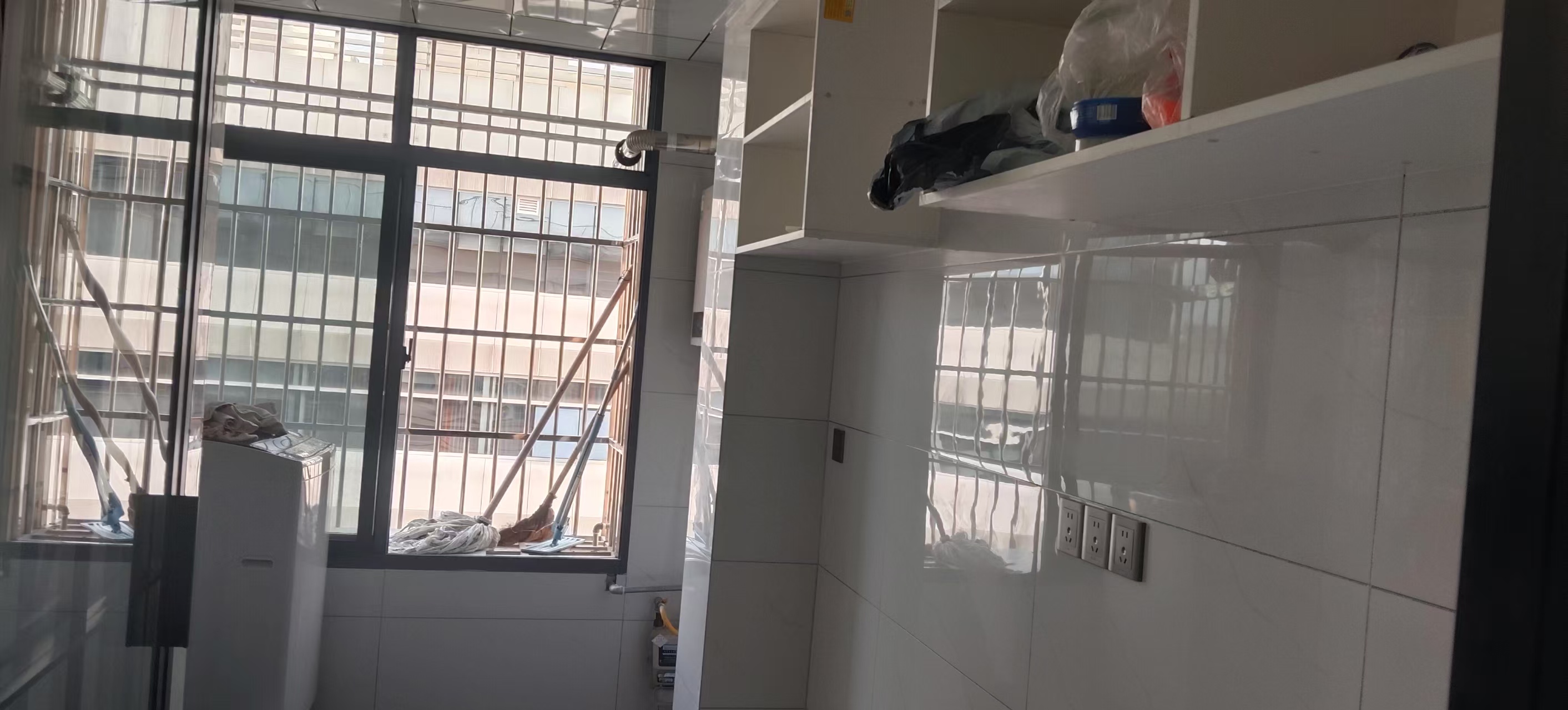 赫山新天地 1室1厅1卫 1200.0元/月 赫山新天地 1室1厅1卫 1200.0元/月室内图