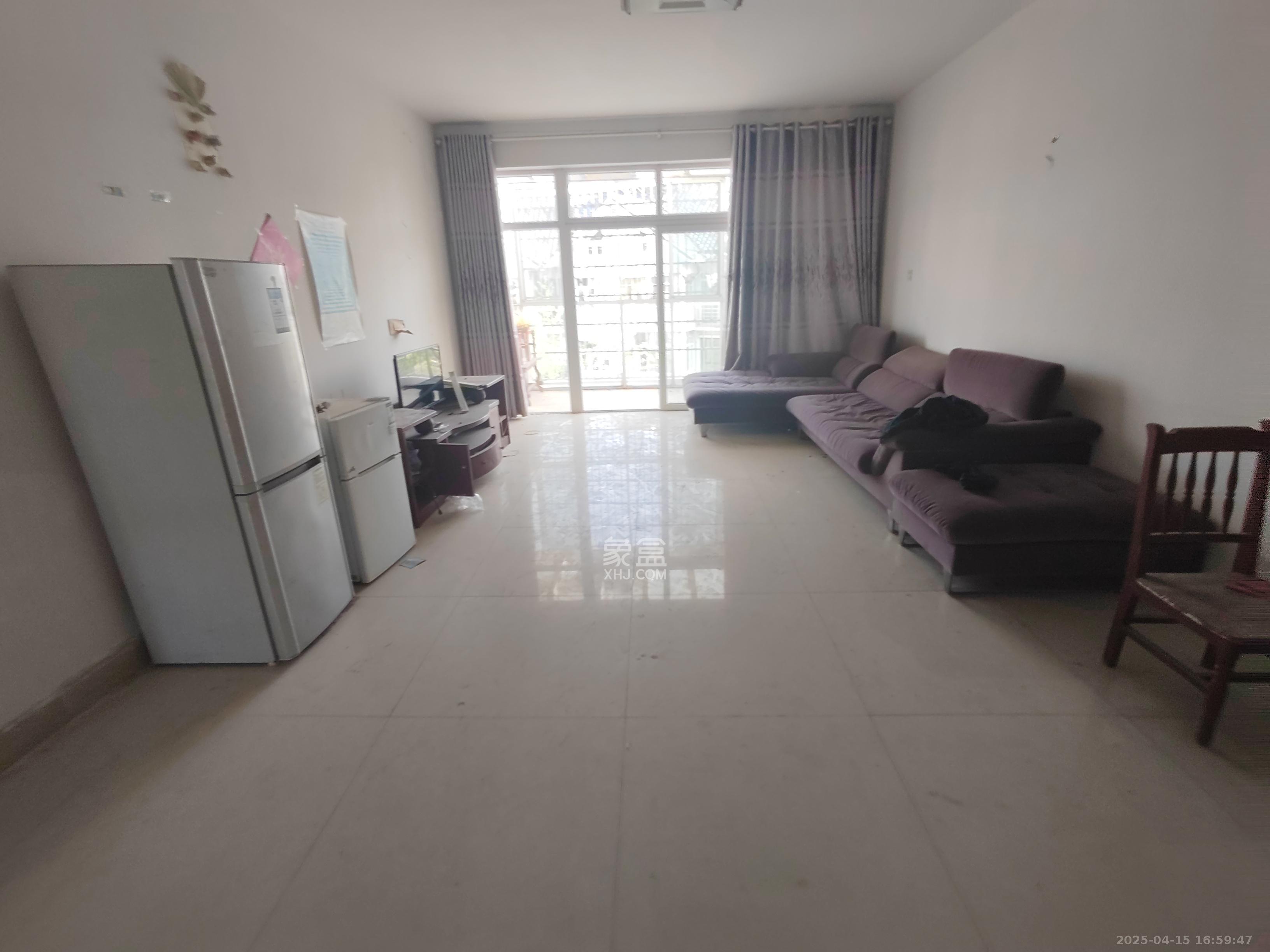 八方小区D区 4室2厅2卫 2300.0元/月 八方小区D区 4室2厅2卫 2300.0元/月室内图