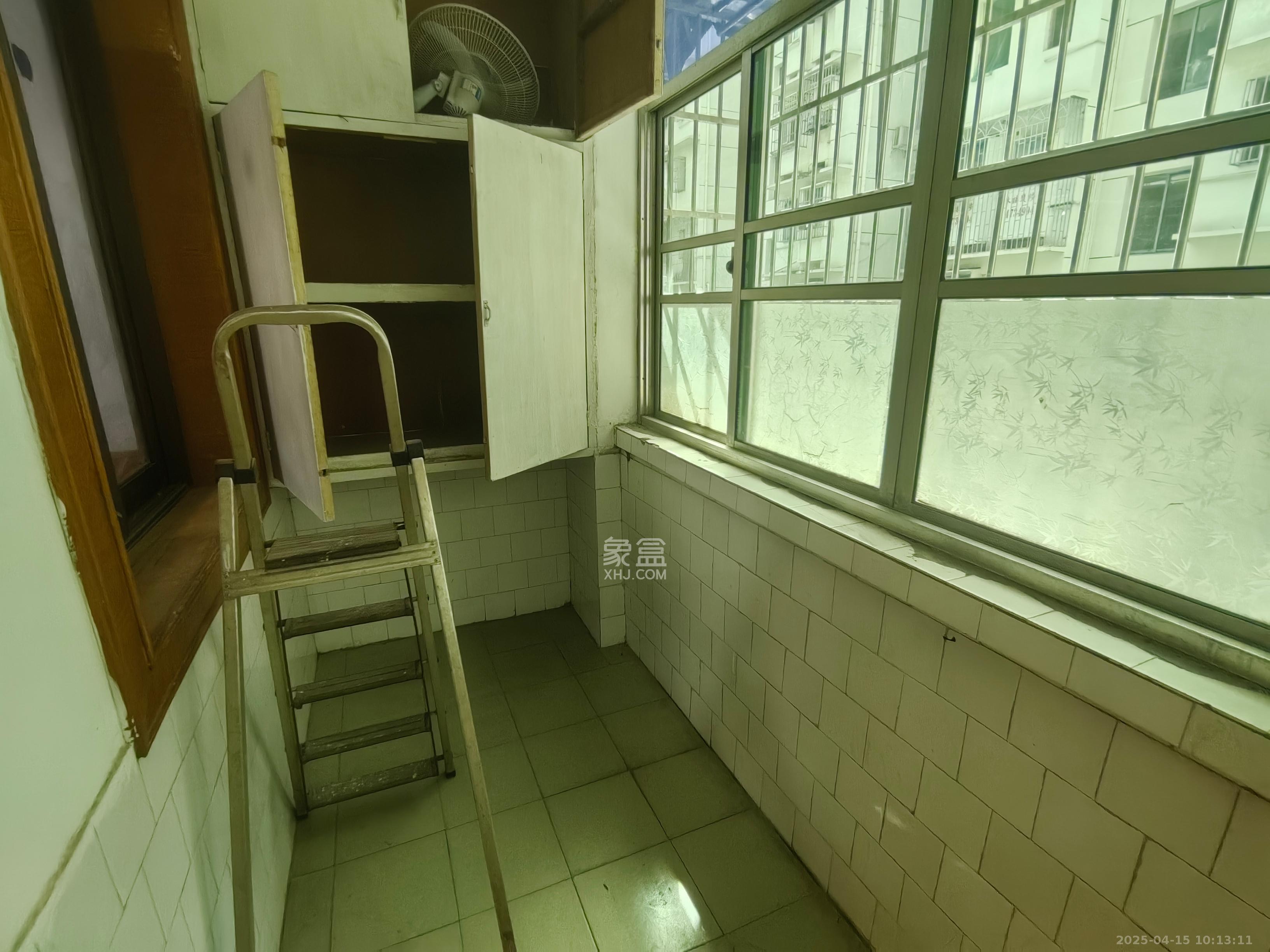 老建行宿舍（黄泥坑附218号）  2室1厅1卫   1800.00元/月室内图