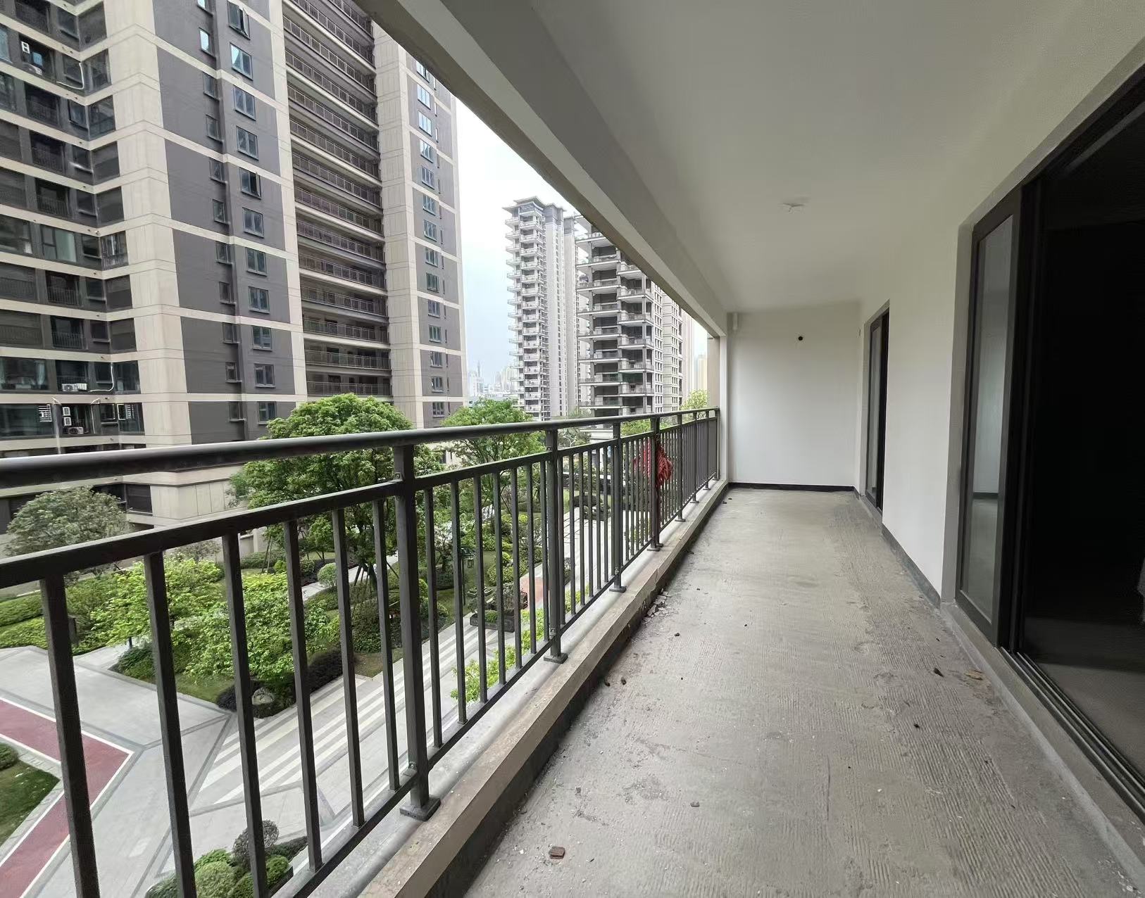 建发央著(悦发央著) 4室2厅3卫 130.0万 建发央著(悦发央著) 4室2厅3卫 130.0万室内图