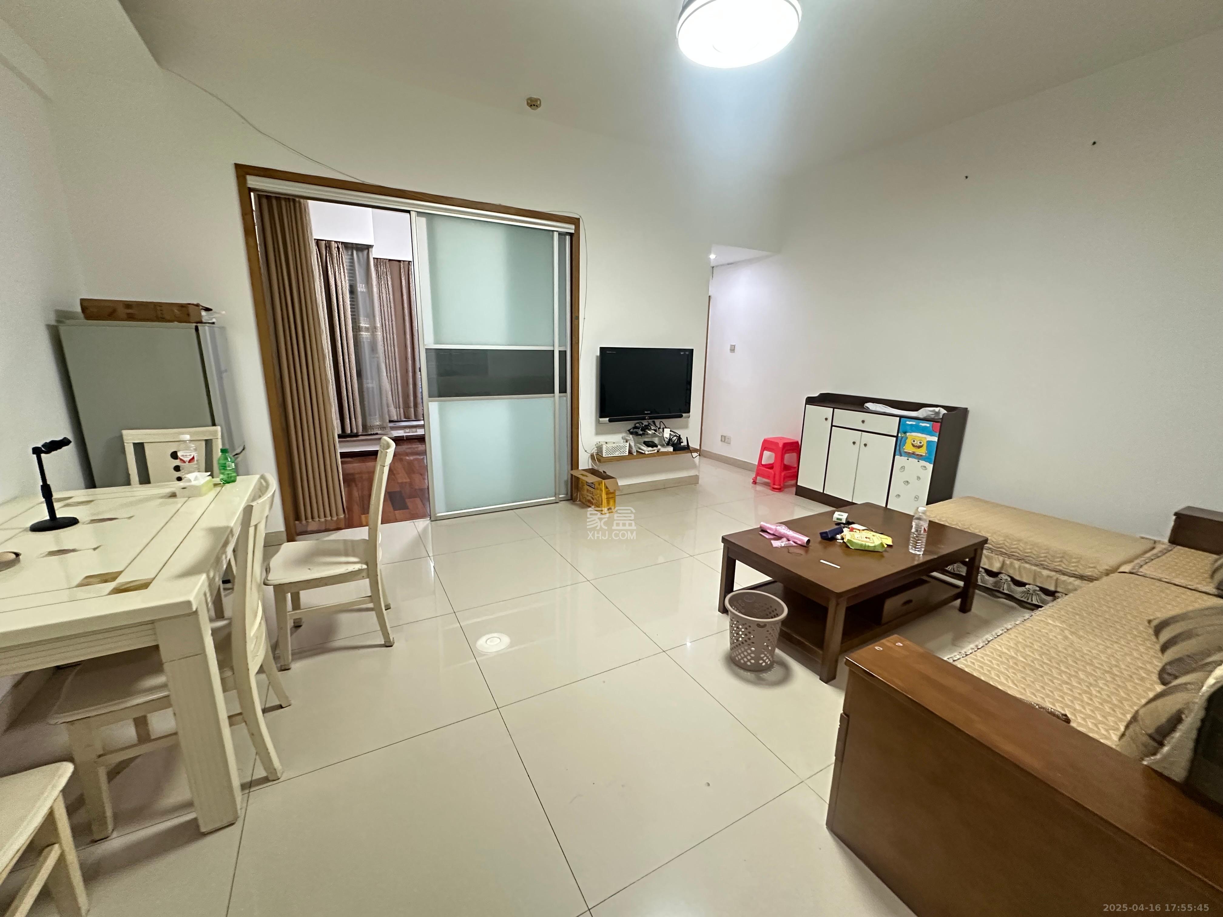 YO领域(领御大厦)  2室1厅1卫    2600.0元/月 YO领域(领御大厦)  2室1厅1卫    2600.0元/月室内图