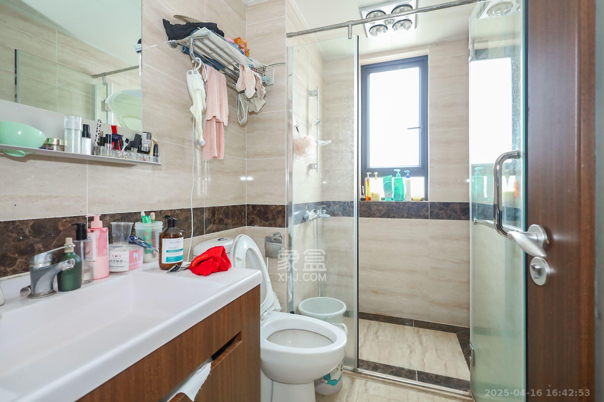 万科里金域国际 3室2厅2卫 3500.0元/月 万科里金域国际 3室2厅2卫 3500.0元/月室内图