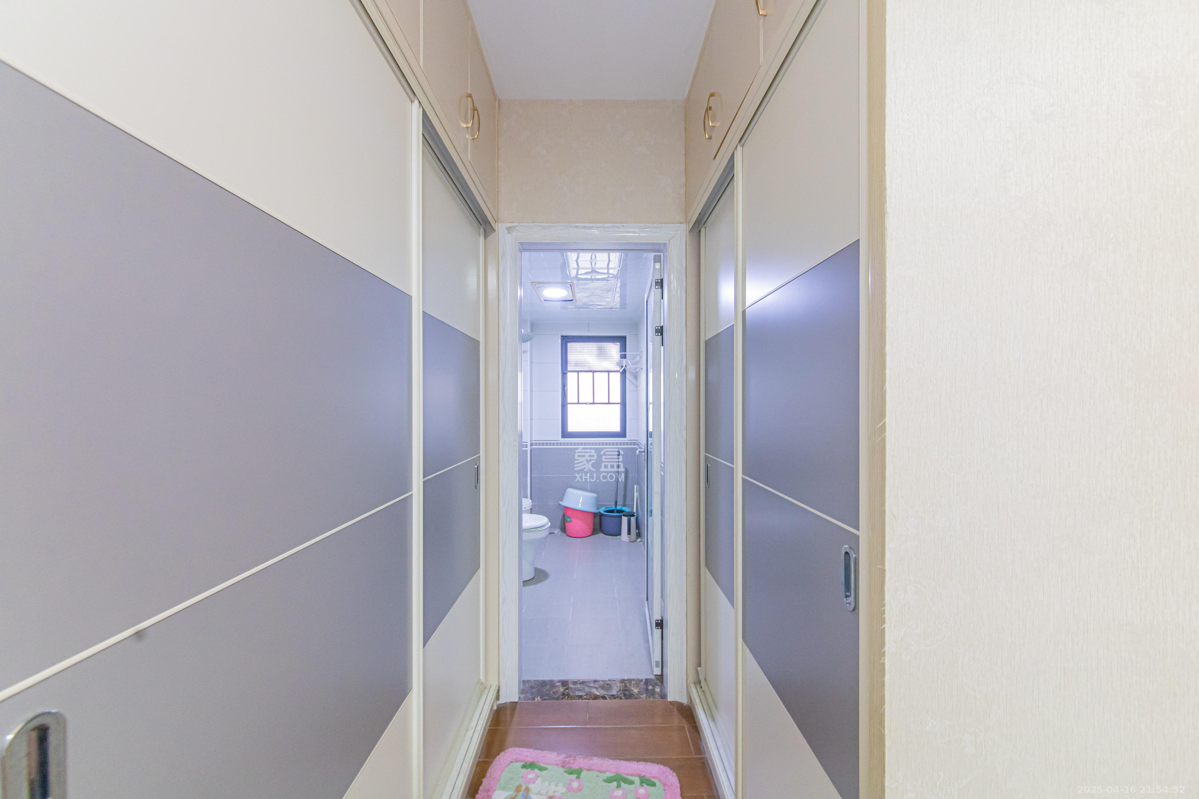 中建芙蓉嘉苑  3室2厅2卫   110.00万卫生间