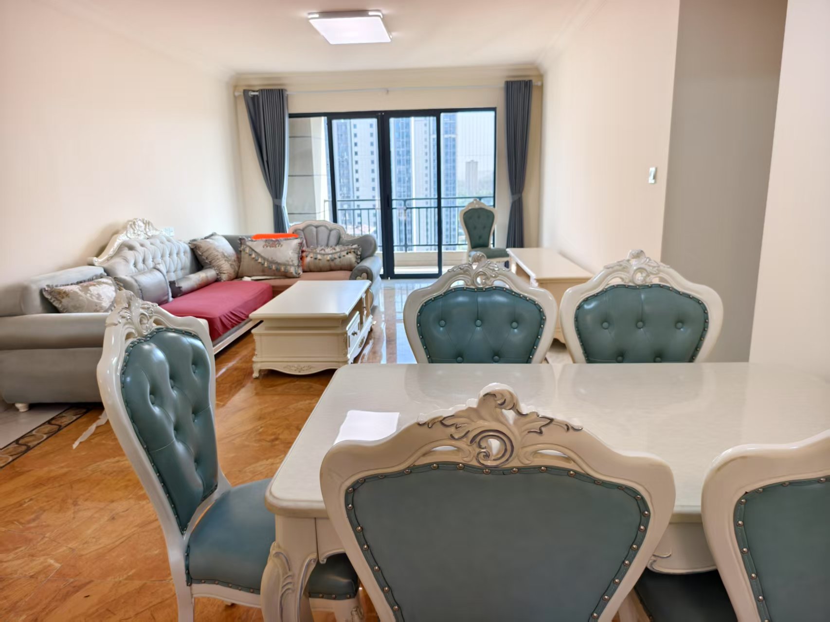 碧桂园梓山府 4室2厅2卫 2500.0元/月 碧桂园梓山府 4室2厅2卫 2500.0元/月户型图