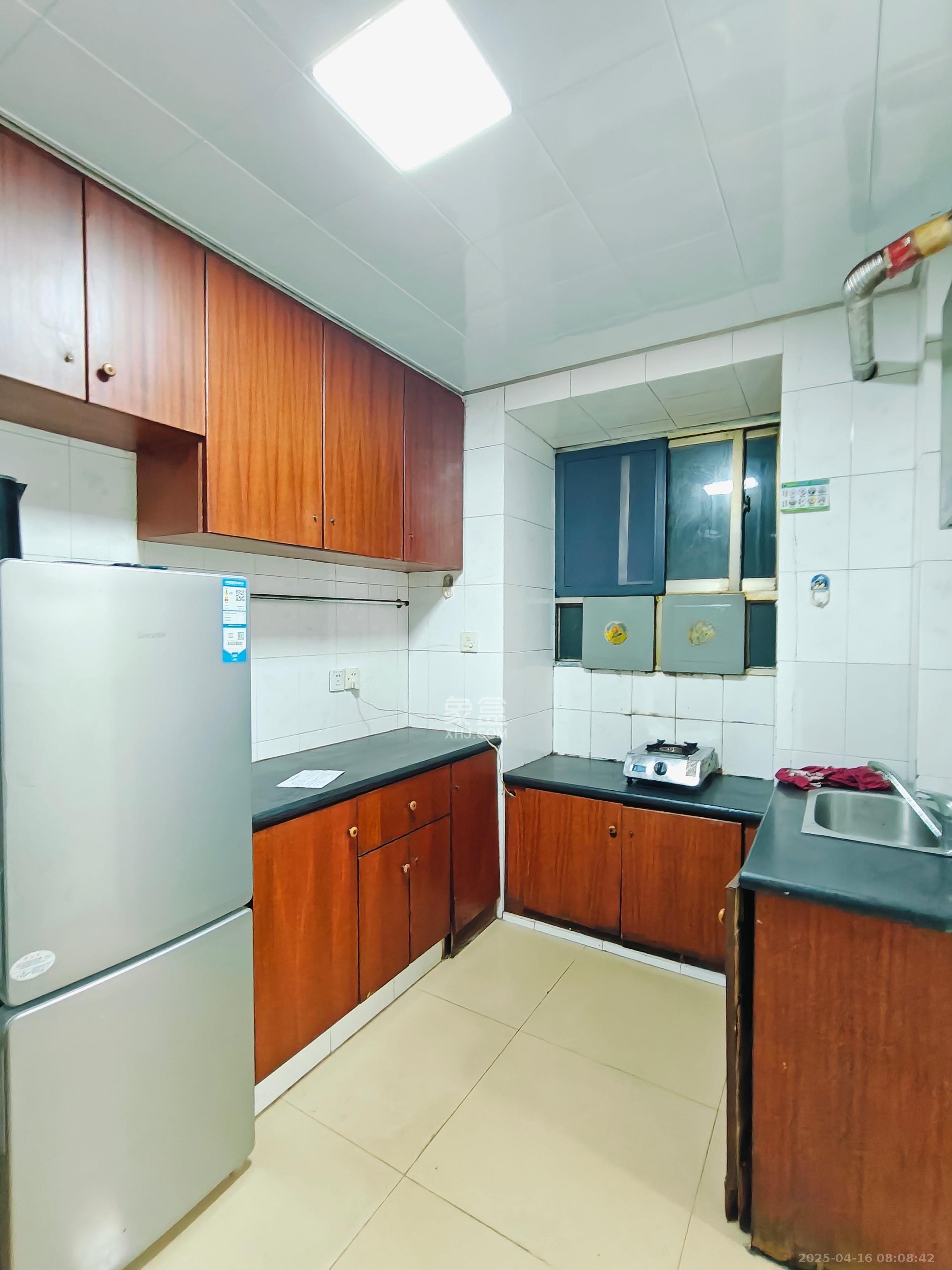 乔庄社区 1室1厅1卫 1300.0元/月 乔庄社区 1室1厅1卫 1300.0元/月室内图