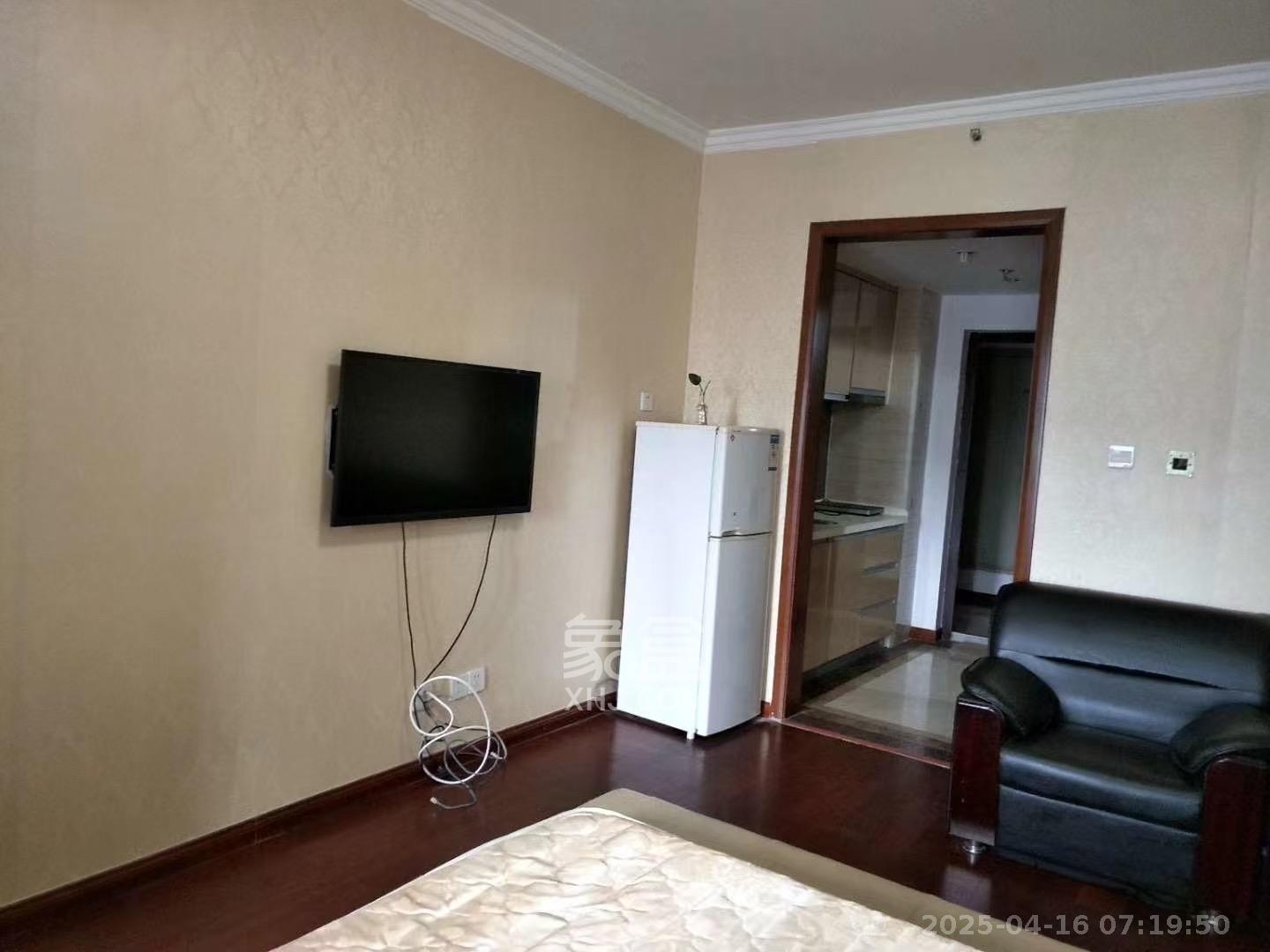 香樟兰亭(朗峰苑) 1室1厅1卫 1200.0元/月 香樟兰亭(朗峰苑) 1室1厅1卫 1200.0元/月室内图