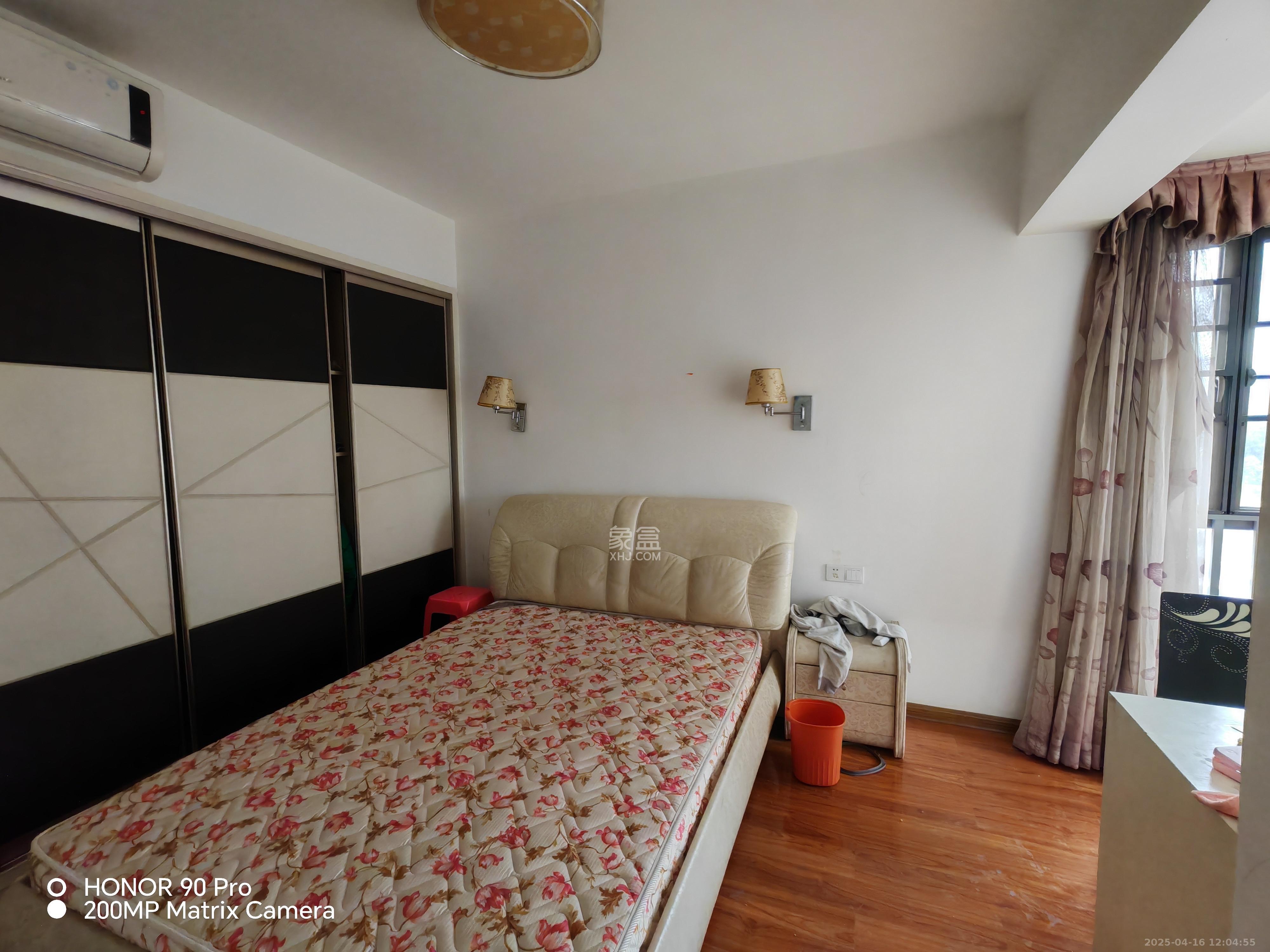 中城丽景香山园  2室1厅1卫   2700.00元/月室内图