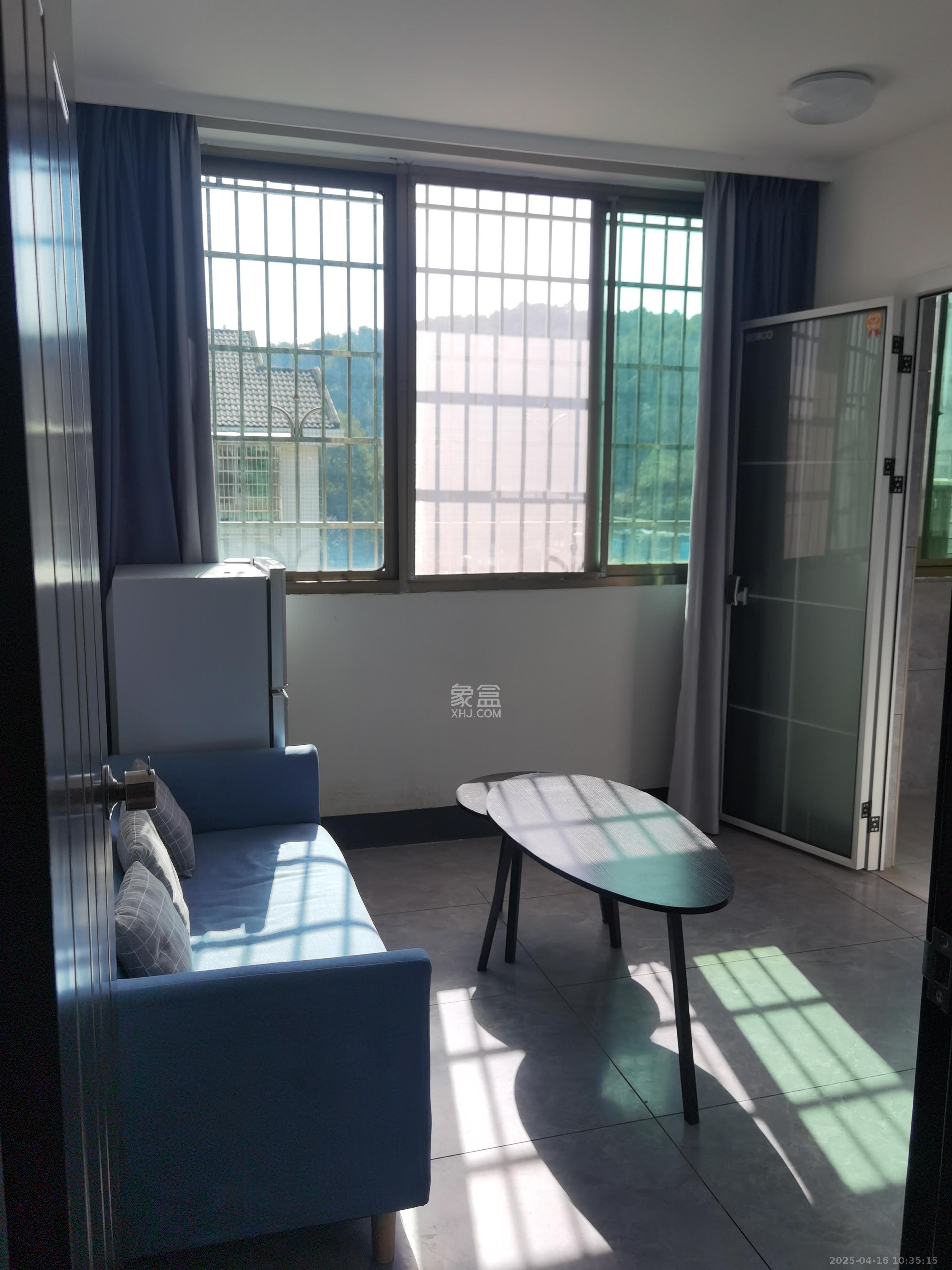 兴联村创新小区  1室0厅0卫   900.00元/月