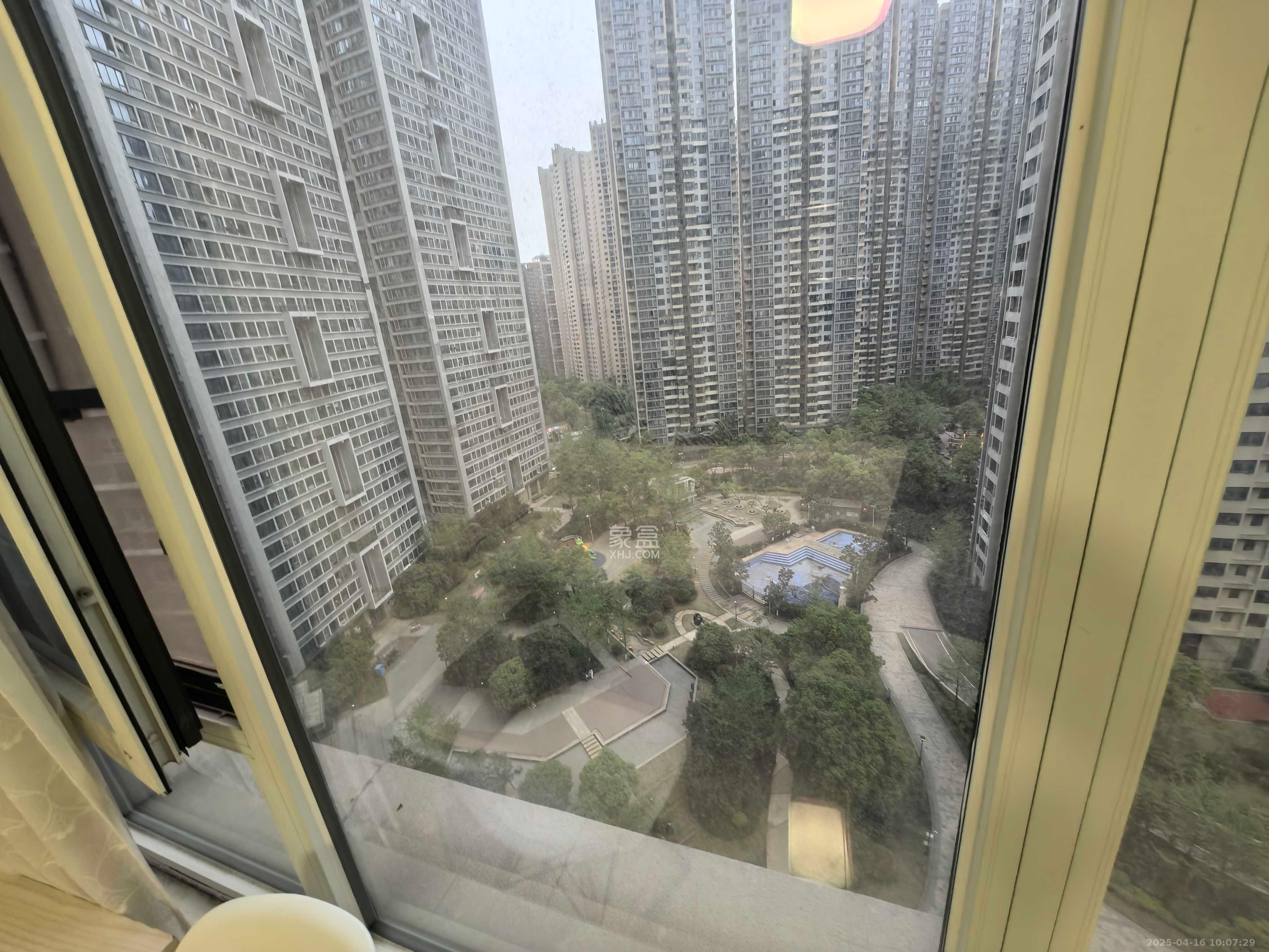 北辰三角洲E3区 1室2厅1卫 2000.0元/月 北辰三角洲E3区 1室2厅1卫 2000.0元/月室内图