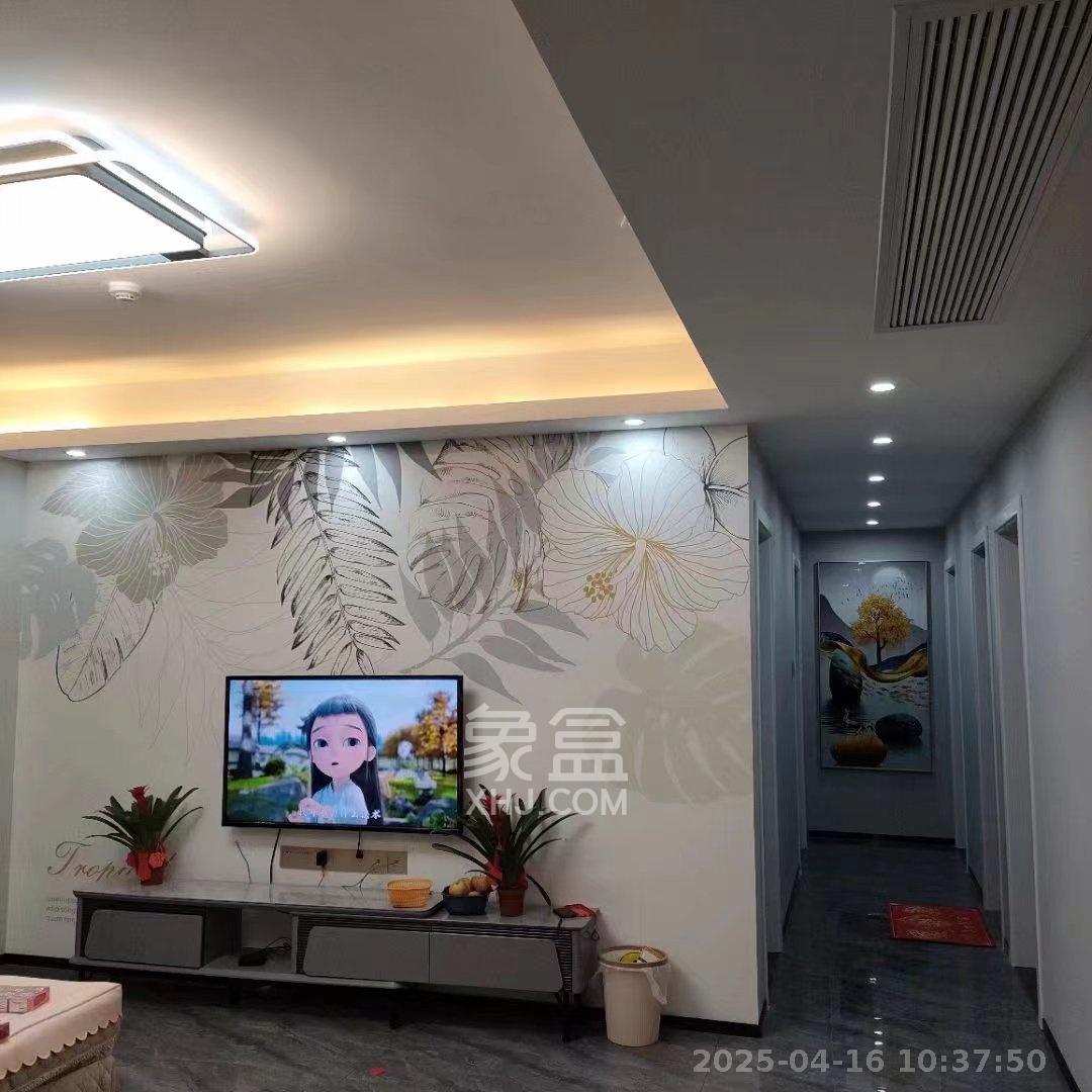 卓越浅水湾  4室2厅2卫   3200.00元/月室内图