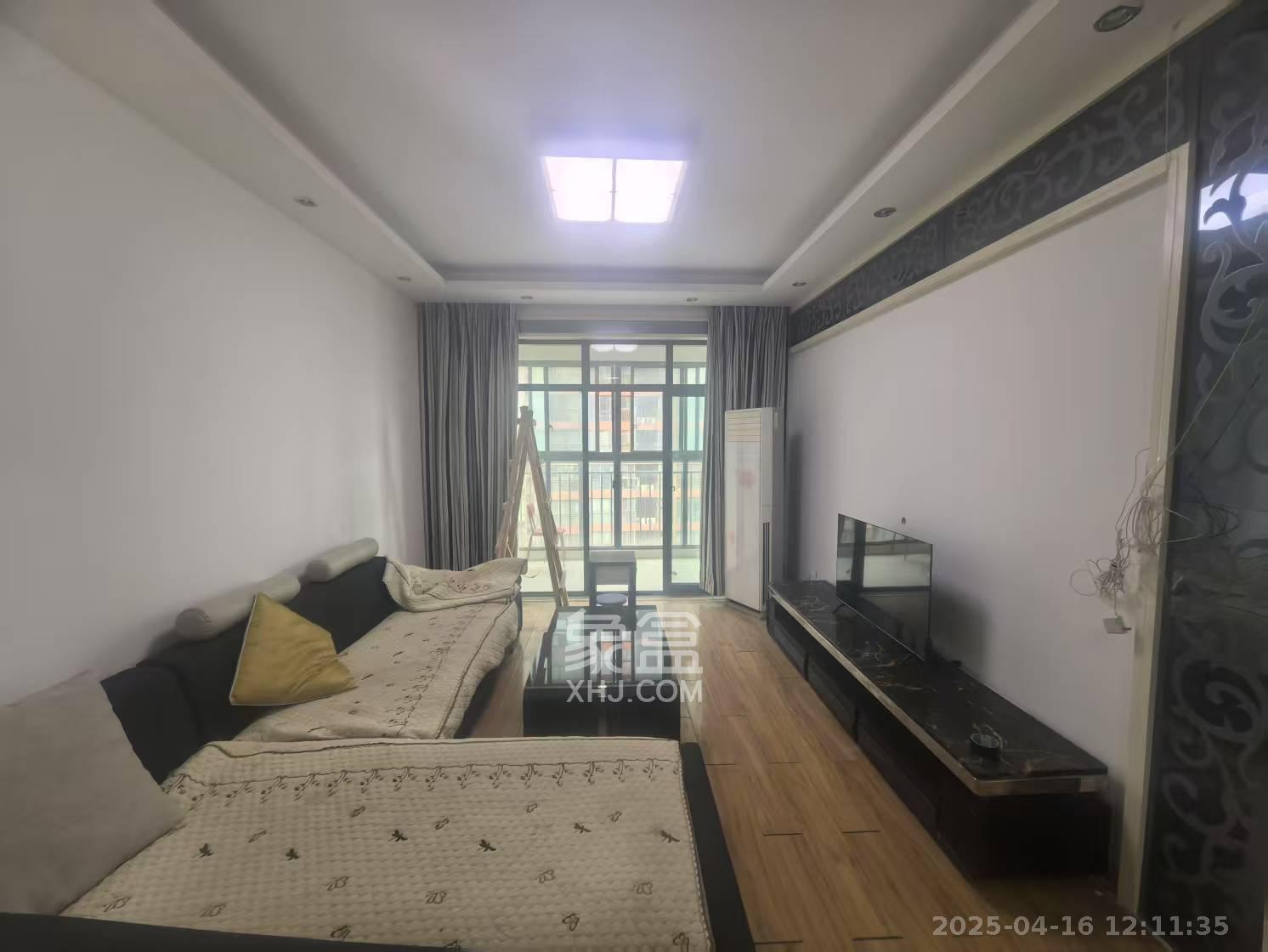 金领家族 2室2厅1卫 1700.0元/月 金领家族 2室2厅1卫 1700.0元/月室内图