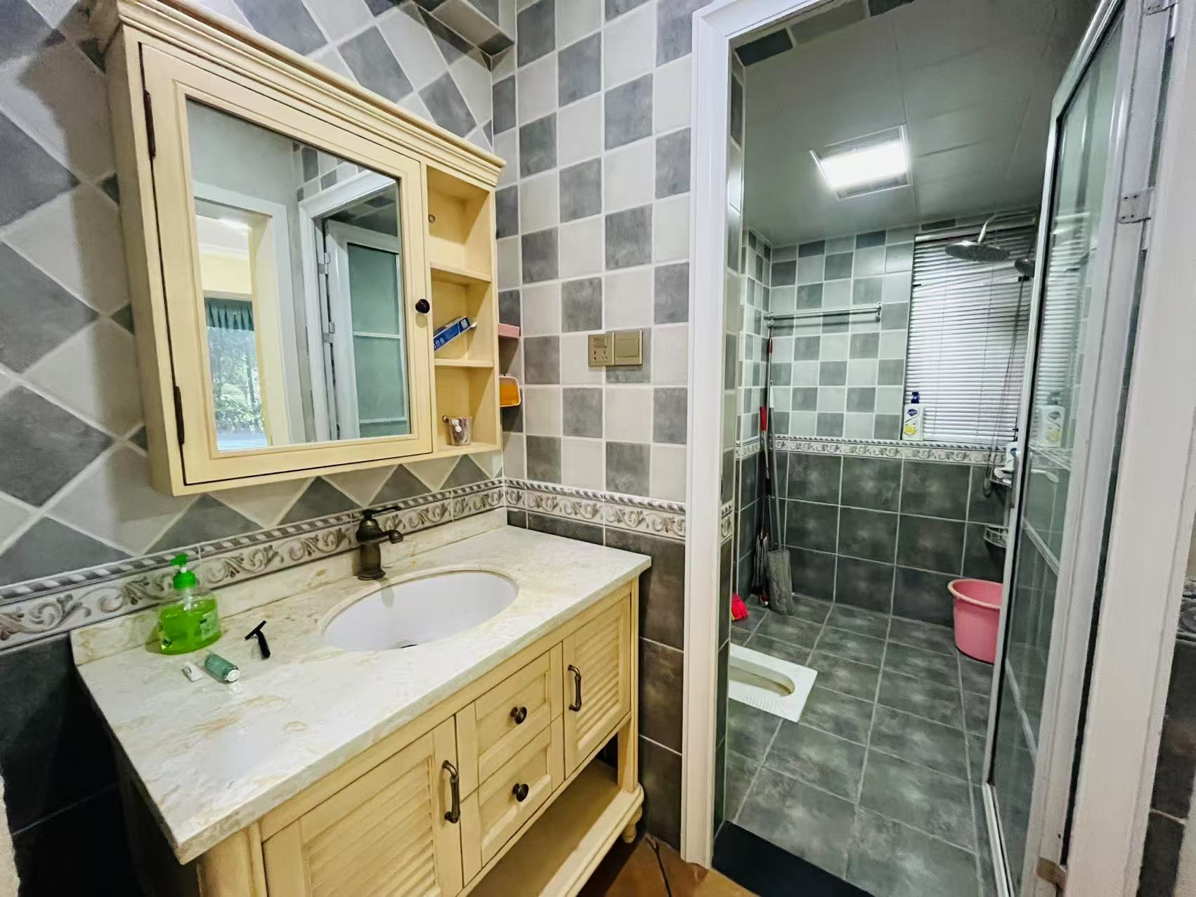 蓝溪谷 3室2厅2卫 83.0万 蓝溪谷 3室2厅2卫 83.0万室内图