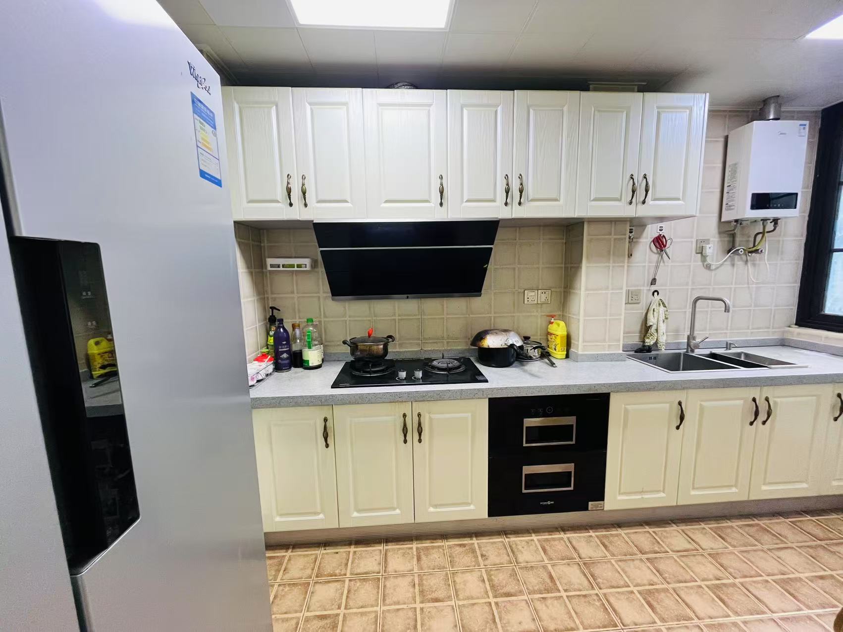 蓝溪谷 3室2厅2卫 83.0万 蓝溪谷 3室2厅2卫 83.0万室内图