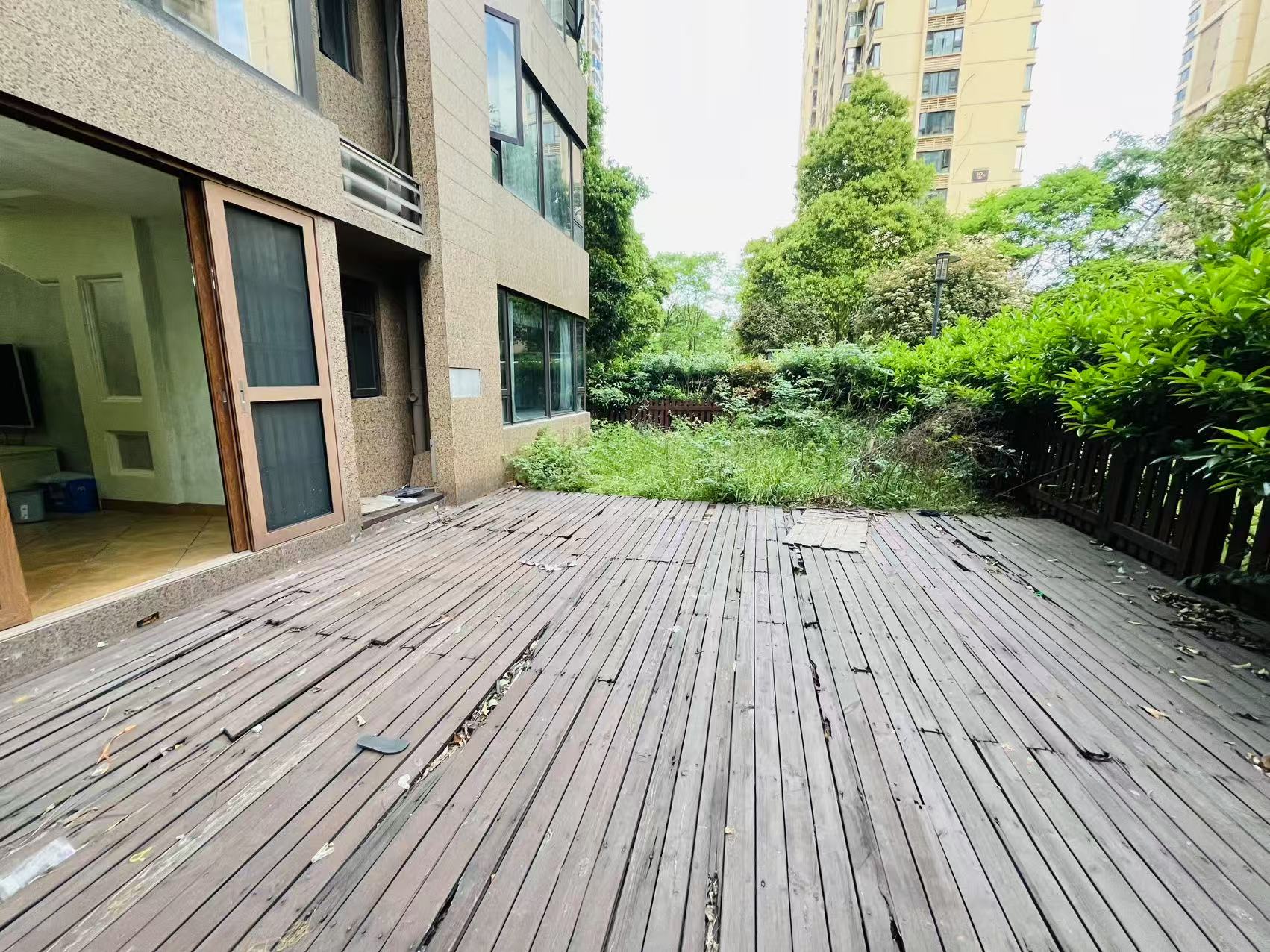 蓝溪谷 3室2厅2卫 83.0万 蓝溪谷 3室2厅2卫 83.0万室内图