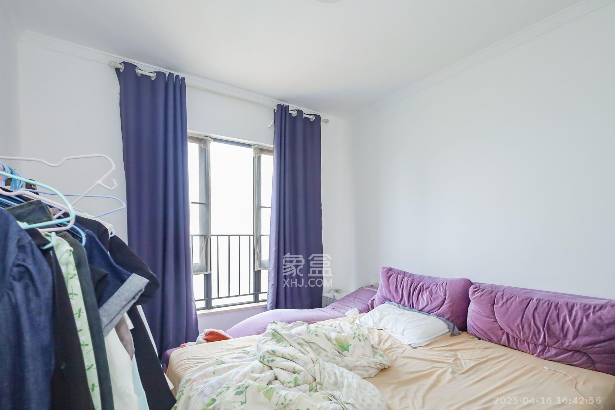 万科里金域国际 3室2厅2卫 3500.0元/月 万科里金域国际 3室2厅2卫 3500.0元/月室内图