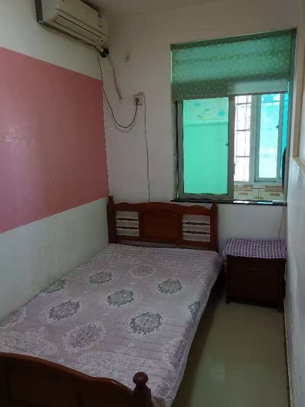 金钟大厦 2室1厅1卫 68.0万 金钟大厦 2室1厅1卫 68.0万客厅