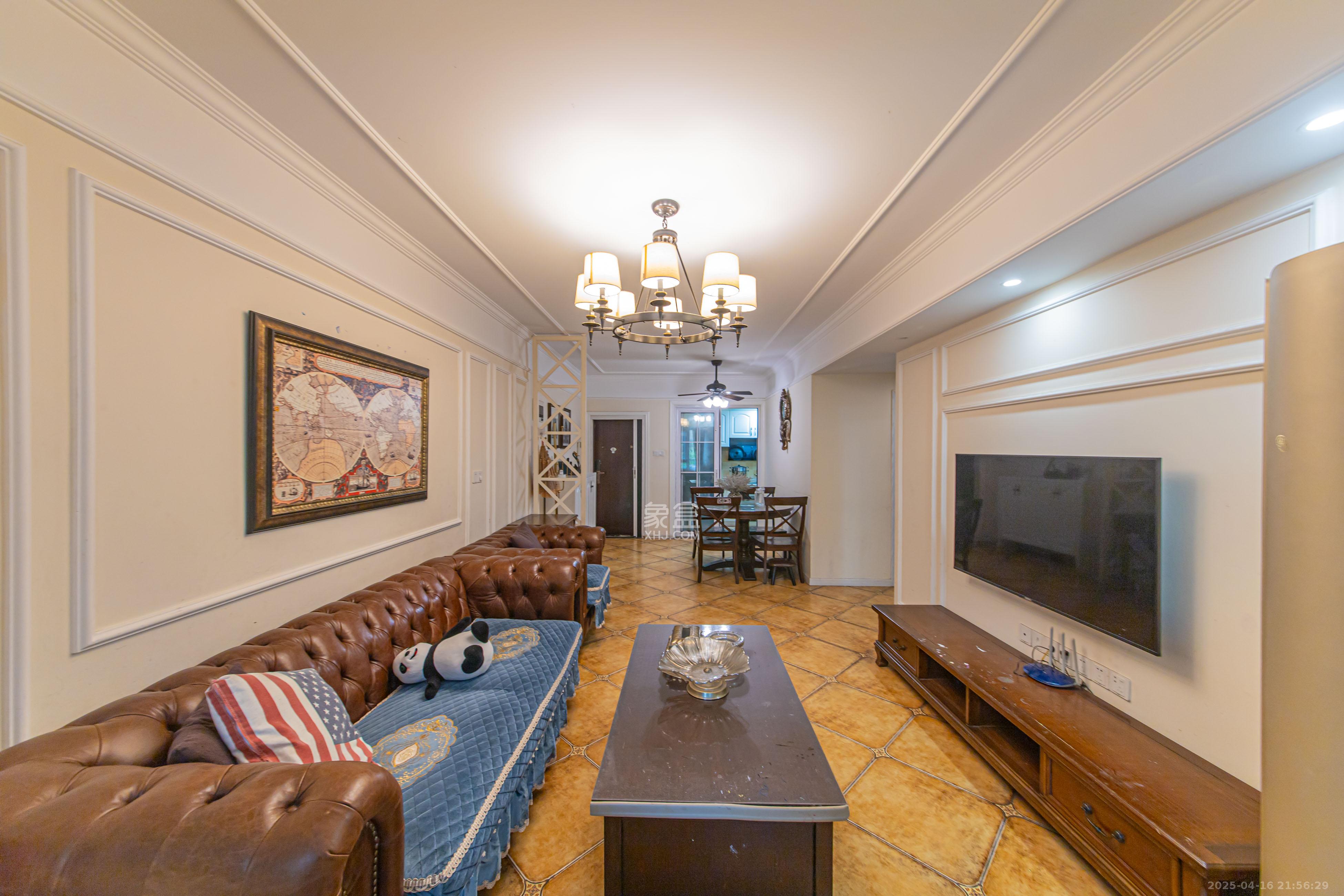 中建芙蓉嘉苑  2室2厅1卫    86.0万 中建芙蓉嘉苑  2室2厅1卫    86.0万客厅